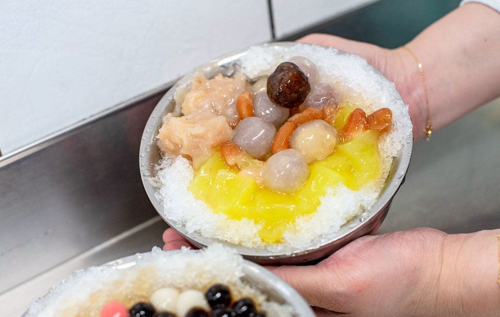 【景美夜市美食】景美豆花，營業到半夜的超人氣排隊甜湯，大碗又好吃推薦(菜單) @趙先生吃飯