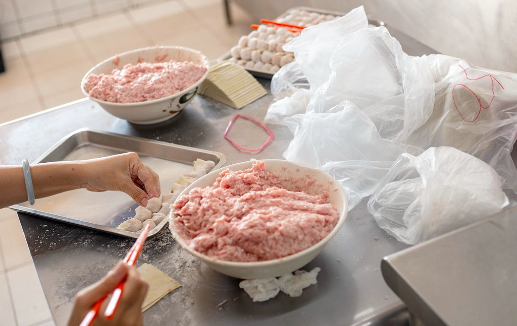 【小南門美食】中原福州乾麵，榮獲500碗評鑑的老字號餛飩湯跟傻瓜乾麵推薦(推薦) @趙先生吃飯