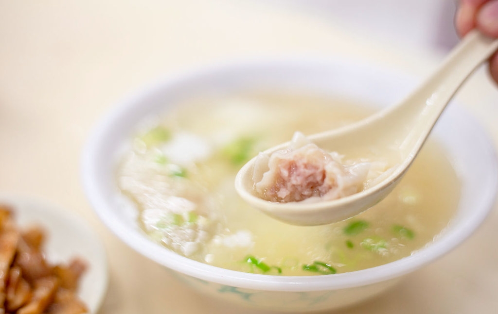 【小南門美食】中原福州乾麵，榮獲500碗評鑑的老字號餛飩湯跟傻瓜乾麵推薦(推薦) @趙先生吃飯