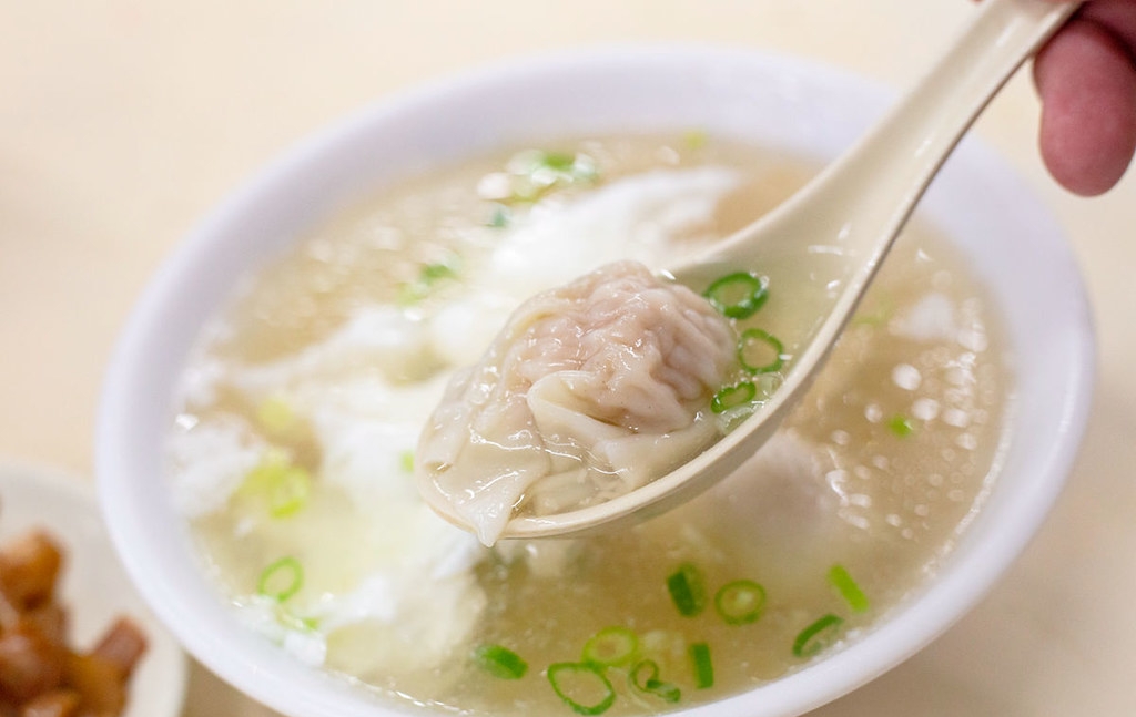 【小南門美食】中原福州乾麵，榮獲500碗評鑑的老字號餛飩湯跟傻瓜乾麵推薦(推薦) @趙先生吃飯