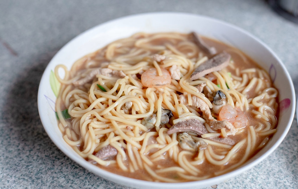 【基隆美食】遠東蚵仔煎，在地人大力推薦浮誇大份量蚵仔煎、炒飯跟炒麵都厲害(菜單) @趙先生吃飯