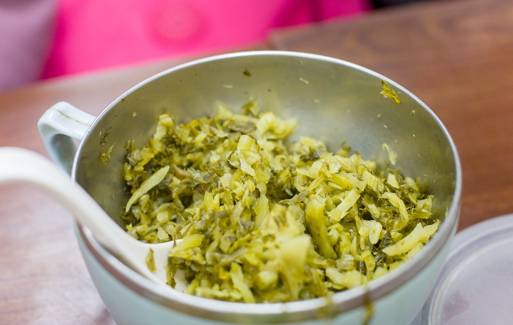 【天母美食】忠誠牛肉麵，小碗份量就是別人家大碗推薦(菜單) @趙先生吃飯