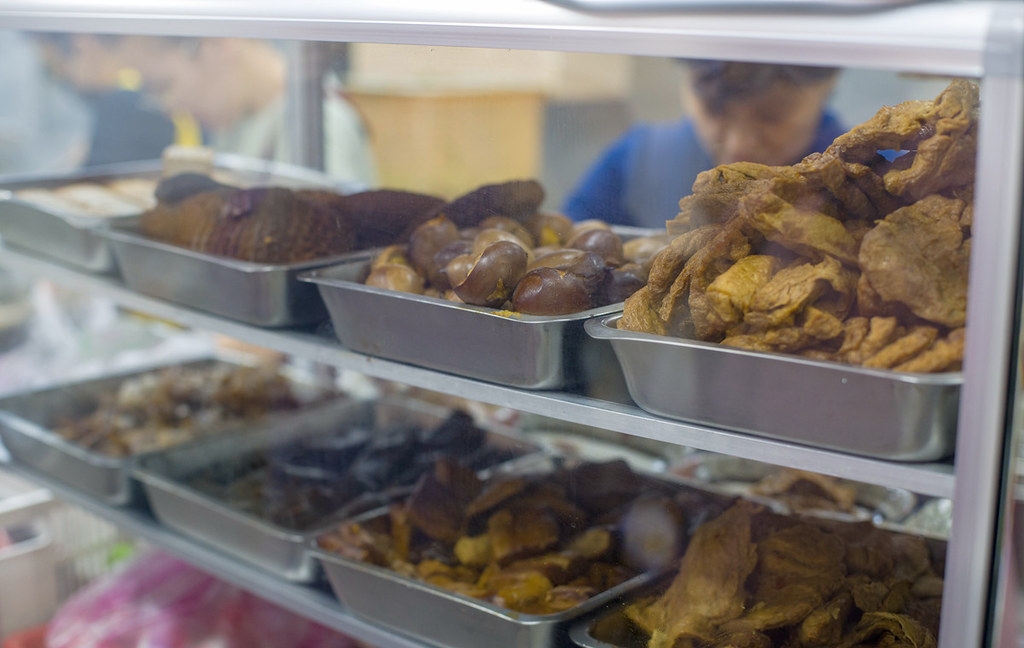 【天母美食】忠誠牛肉麵，小碗份量就是別人家大碗推薦(菜單) @趙先生吃飯