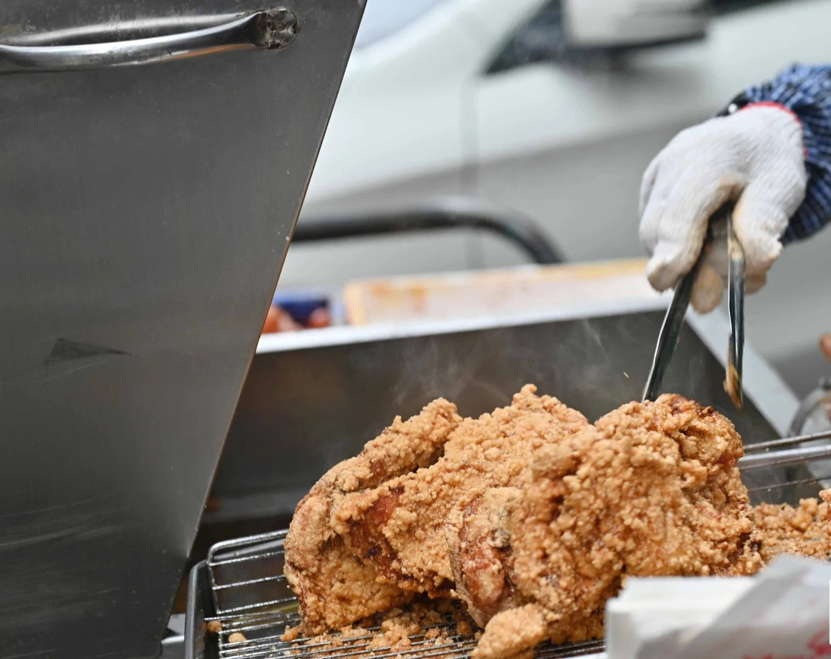 【台北美食】一志雞排，1.5小時完售的傳說，傳統裹粉酥脆多汁推薦(菜單) @趙先生吃飯