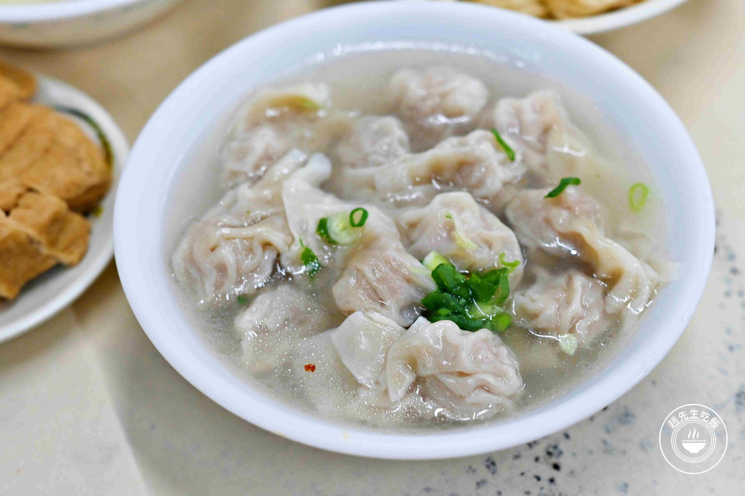 【小南門美食】中原福州乾麵，榮獲500碗評鑑的老字號餛飩湯跟傻瓜乾麵推薦(推薦) @趙先生吃飯