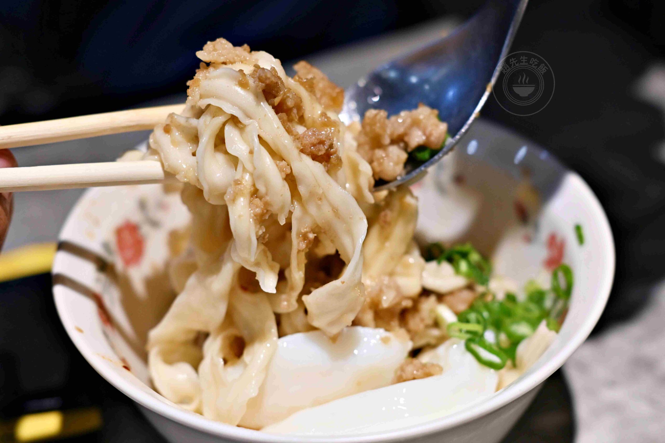 【西門美食】永富魚丸店，在地40年手工現捏魚丸，好吃加買外帶推薦(菜單) @趙先生吃飯