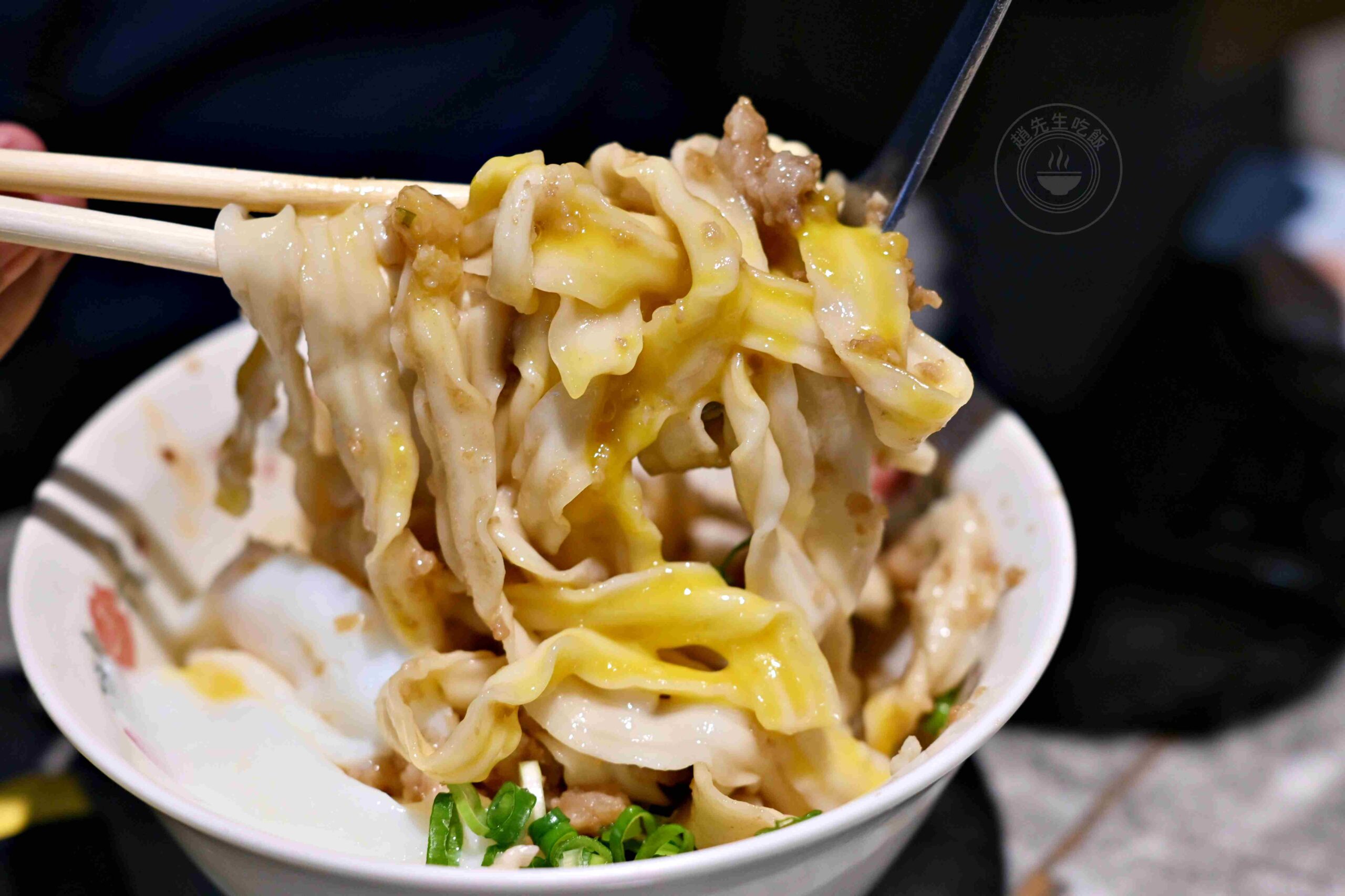 【西門美食】永富魚丸店，在地40年手工現捏魚丸，好吃加買外帶推薦(菜單) @趙先生吃飯