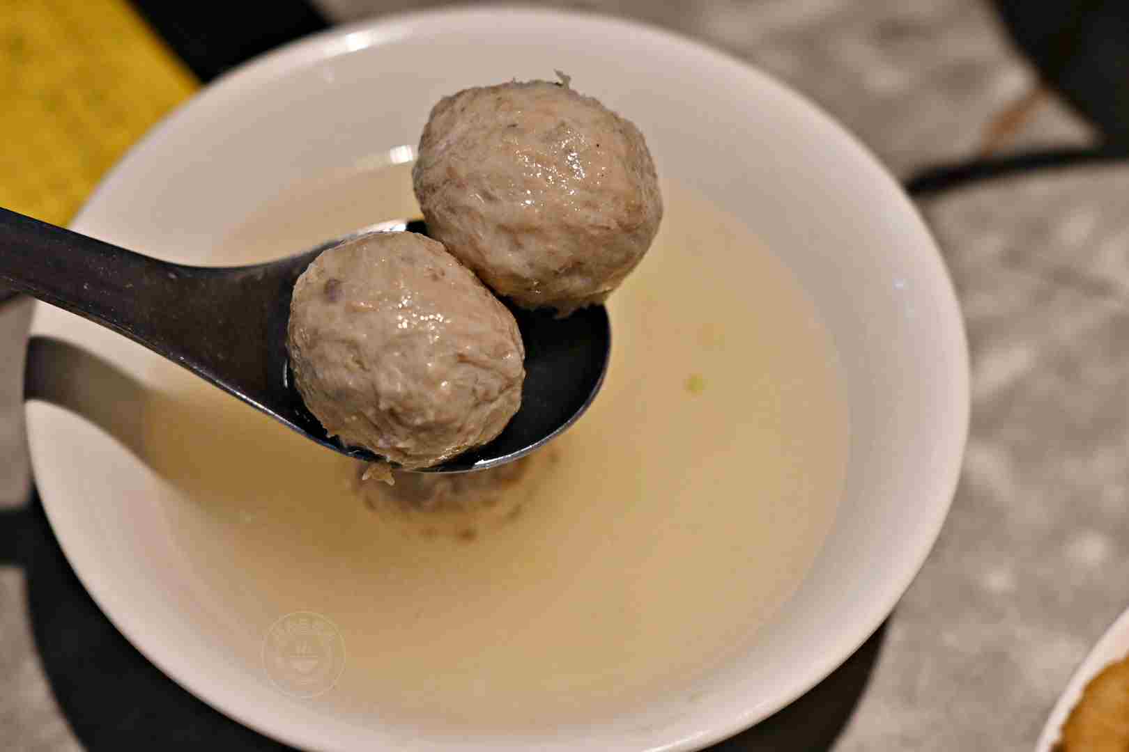 【西門美食】永富魚丸店，在地40年手工現捏魚丸，好吃加買外帶推薦(菜單) @趙先生吃飯