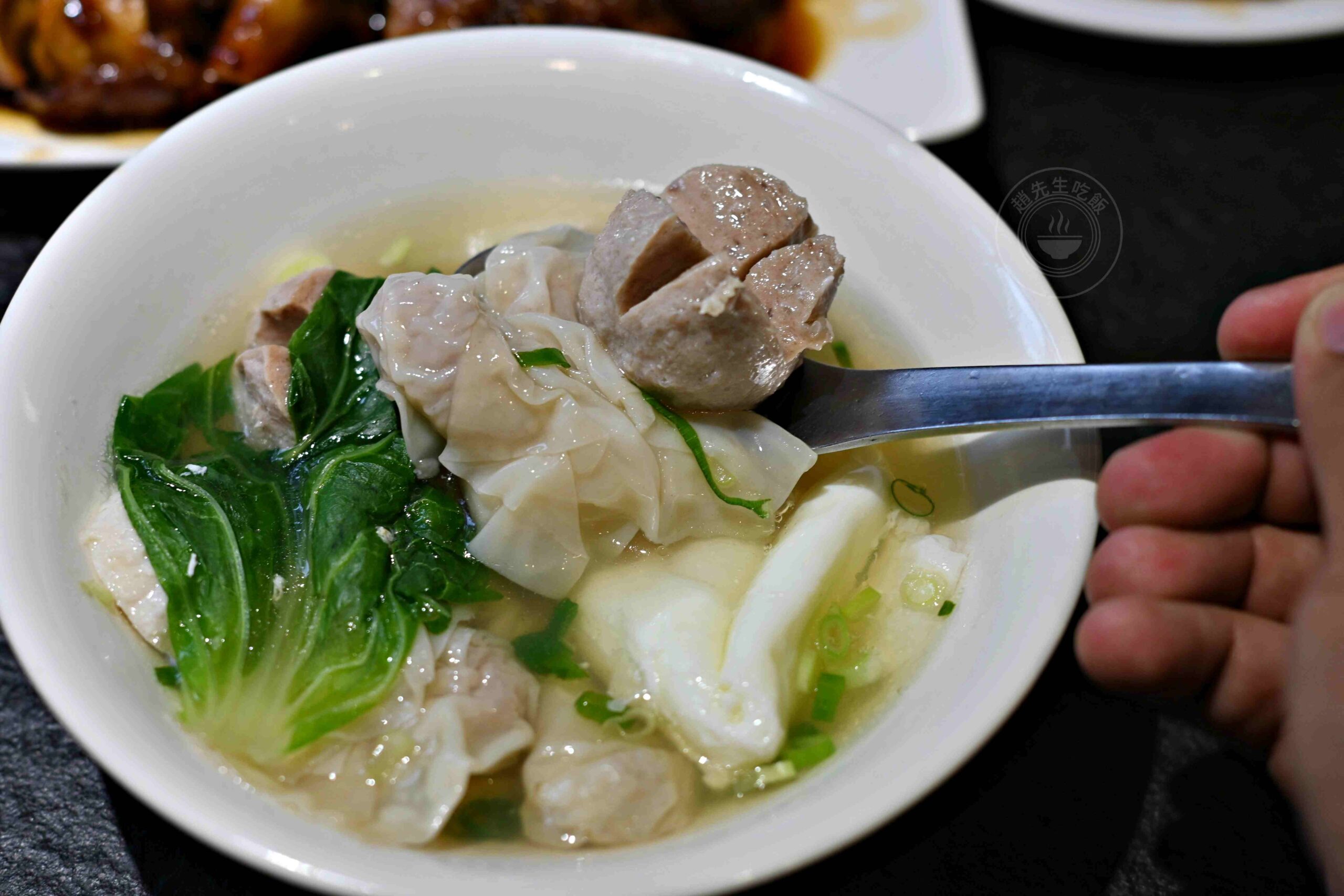 【西門美食】西門麵店銷魂豬腳飯，60年老店24小時營業，必點銷魂豬腳飯配半熟蛋 (菜單) @趙先生吃飯