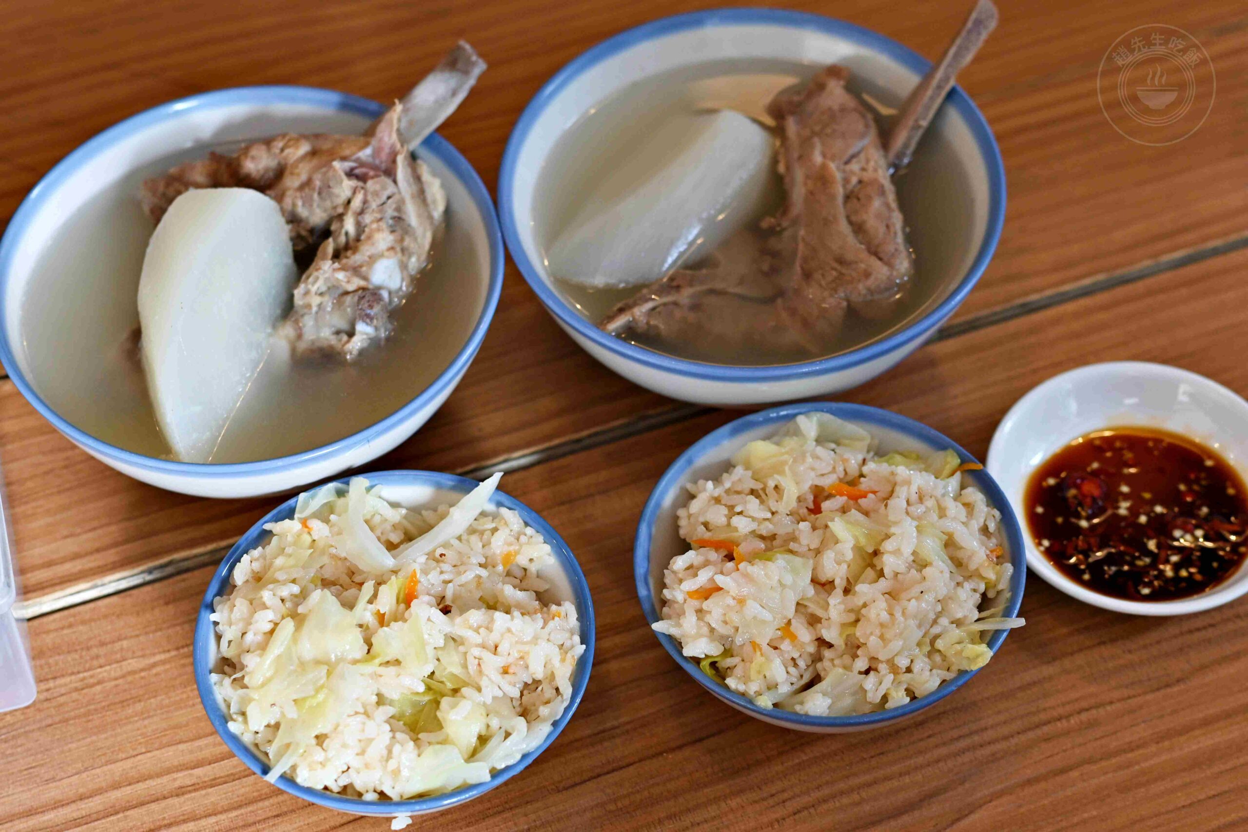 【南京復興美食】排骨湯 高麗菜飯，只賣兩樣生意好到爆，蘿蔔排骨湯好喝可加湯推薦(菜單) @趙先生吃飯