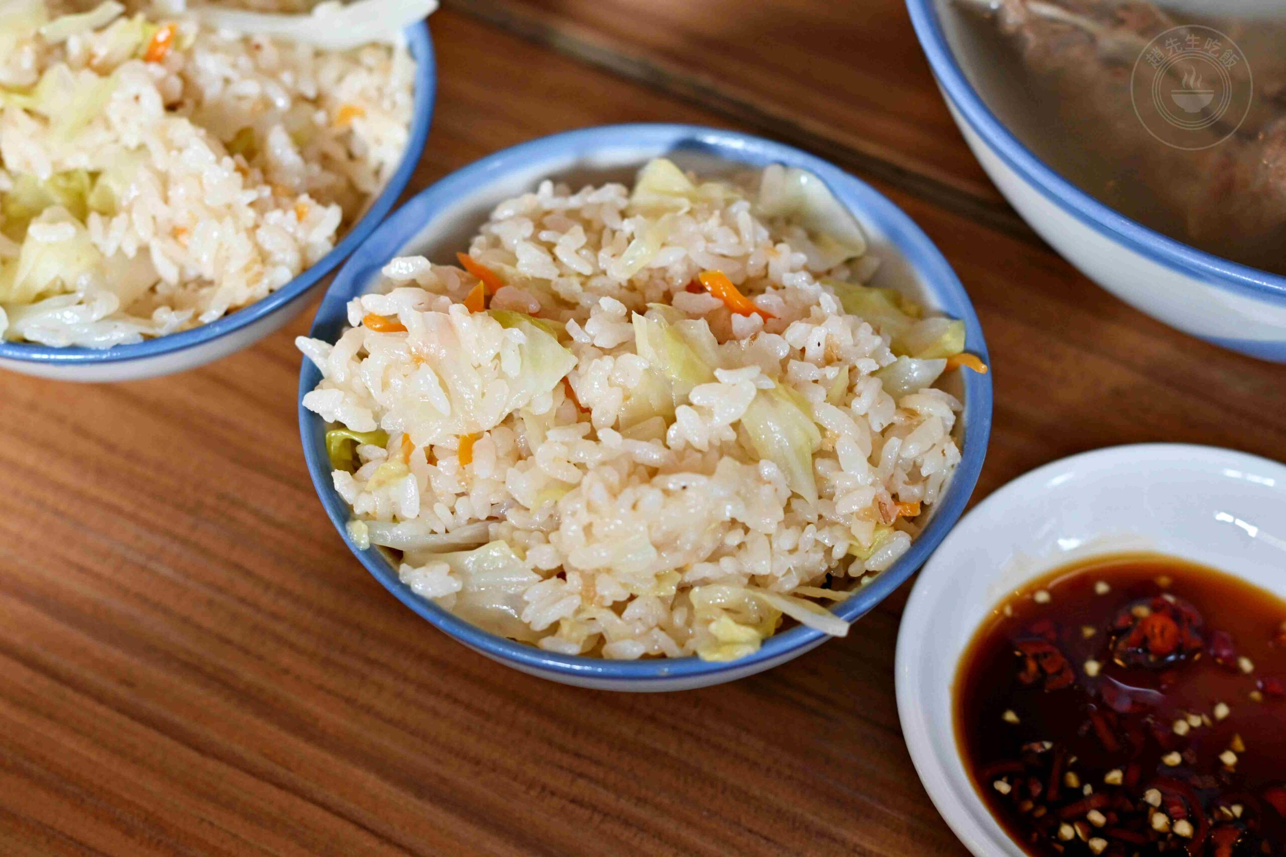 【南京復興美食】排骨湯 高麗菜飯，只賣兩樣生意好到爆，蘿蔔排骨湯好喝可加湯推薦(菜單) @趙先生吃飯