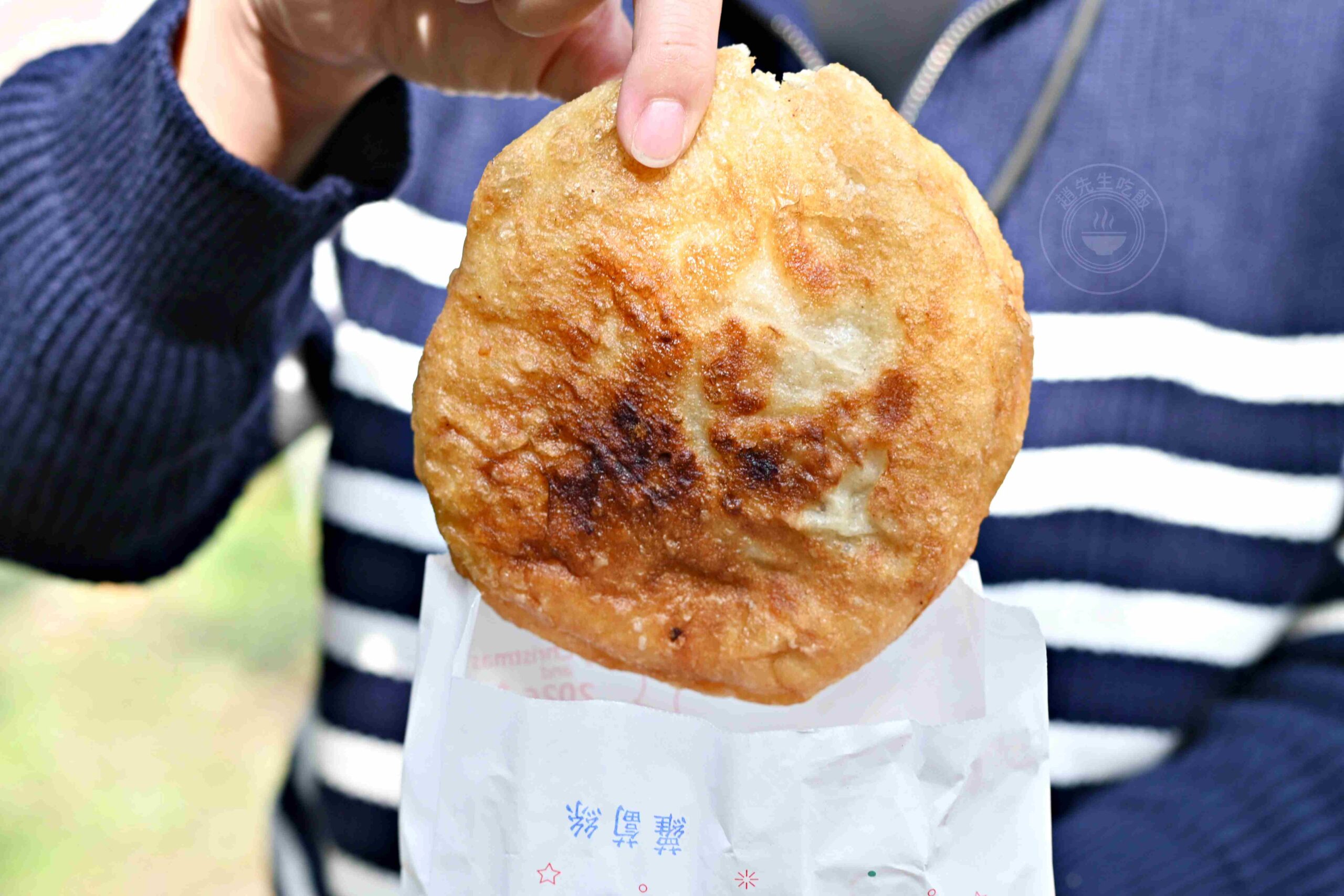 【松江南京美食】阿源煎餅，從路邊攤賣到開店面的在地回憶，巨無霸份量一顆只要50元 (菜單) @趙先生吃飯