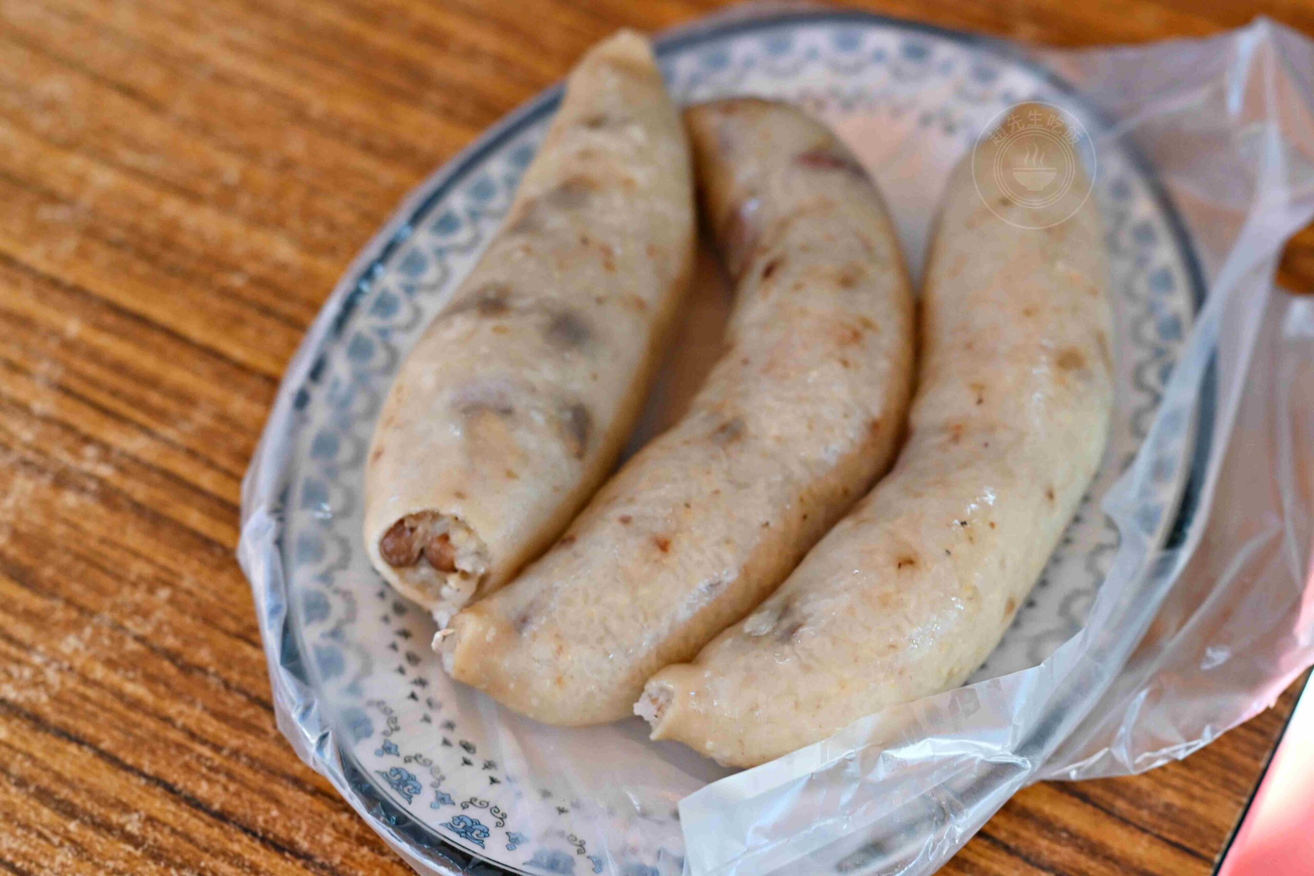 【三重美食】麗紅米粉湯，傳承三代80年市場老字號，手工大腸頭、米粉湯黑白切都推薦(菜單) @趙先生吃飯