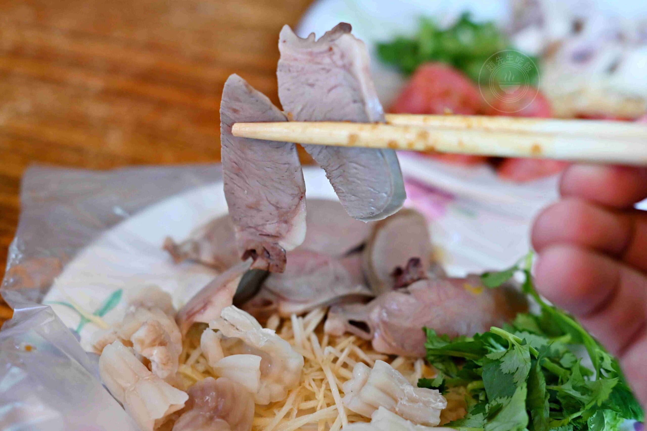 【三重美食】麗紅米粉湯,傳承三代80年市場老字號,手工大腸頭、米粉湯黑白切都推薦(菜單) @趙先生吃飯 【三重美食】麗紅米粉湯,傳承三代80年市場老字號,手工大腸頭、米粉湯黑白切都推薦(菜單) @趙先生吃飯