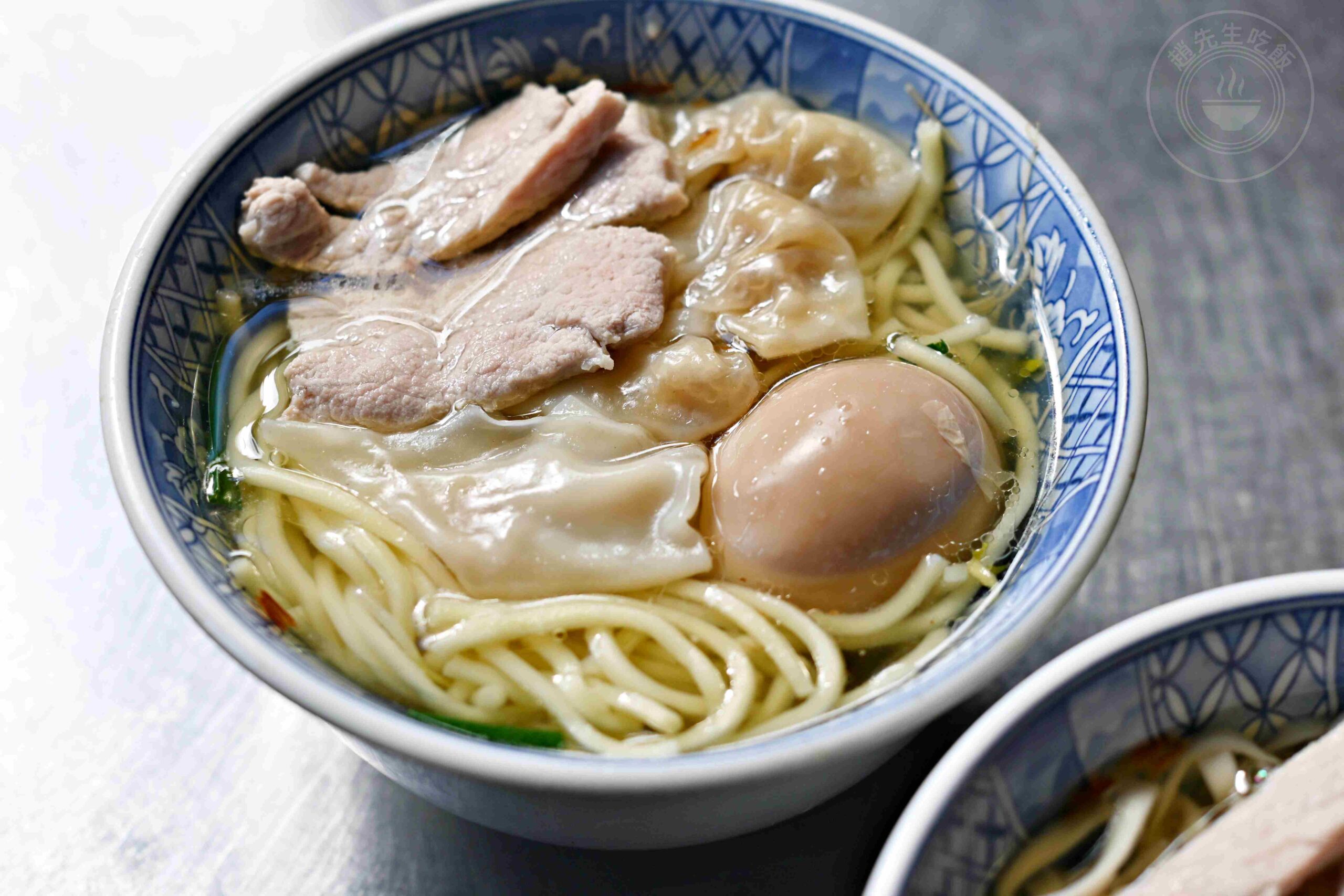 【三重小吃】阿田麵，這碗古早味油蔥麵真的很強，里肌肉片軟嫩又大塊 (菜單) @趙先生吃飯