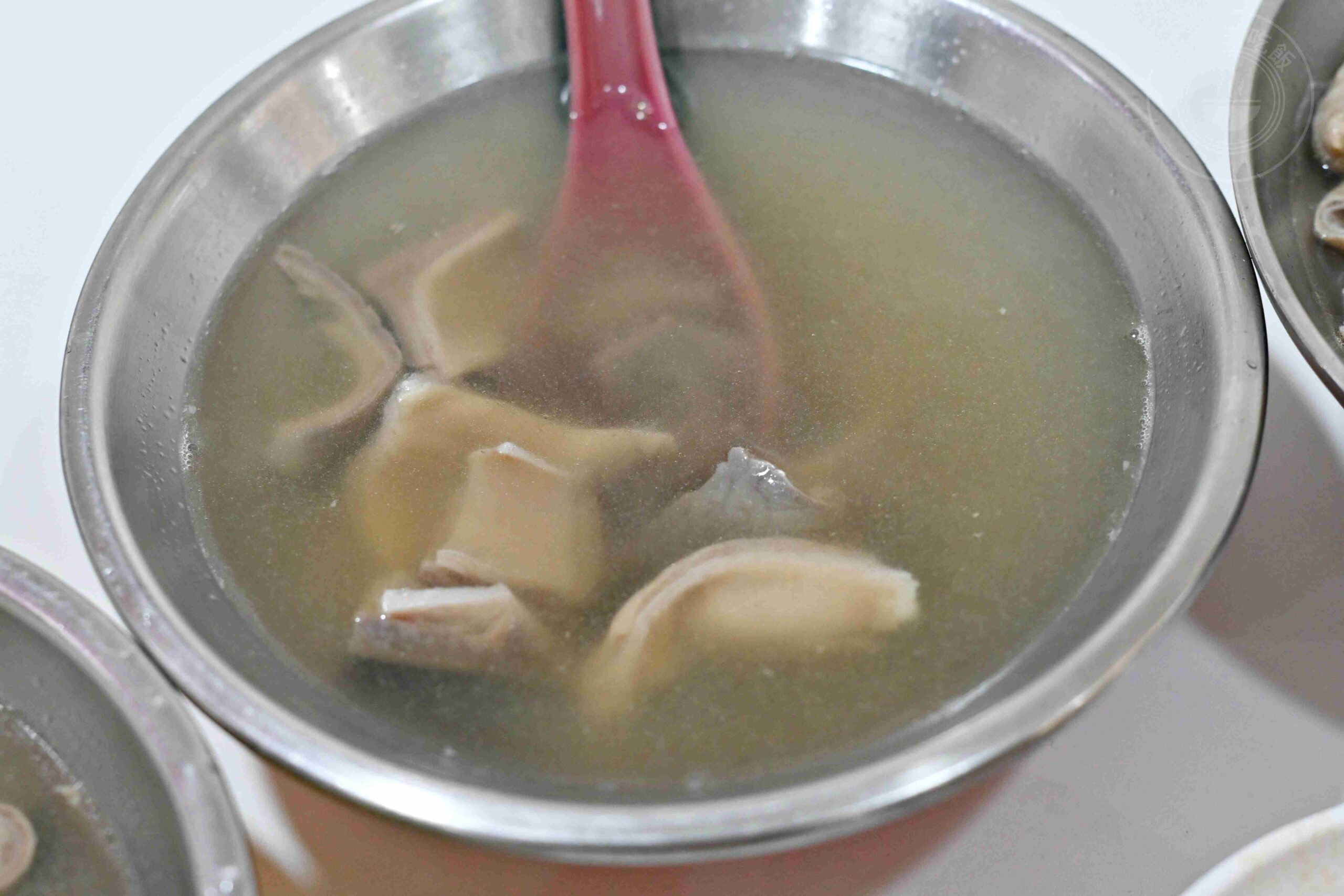 【三重美食】三重老牌油飯四神湯，在地人從小吃到大的經典早午餐 (菜單) @趙先生吃飯