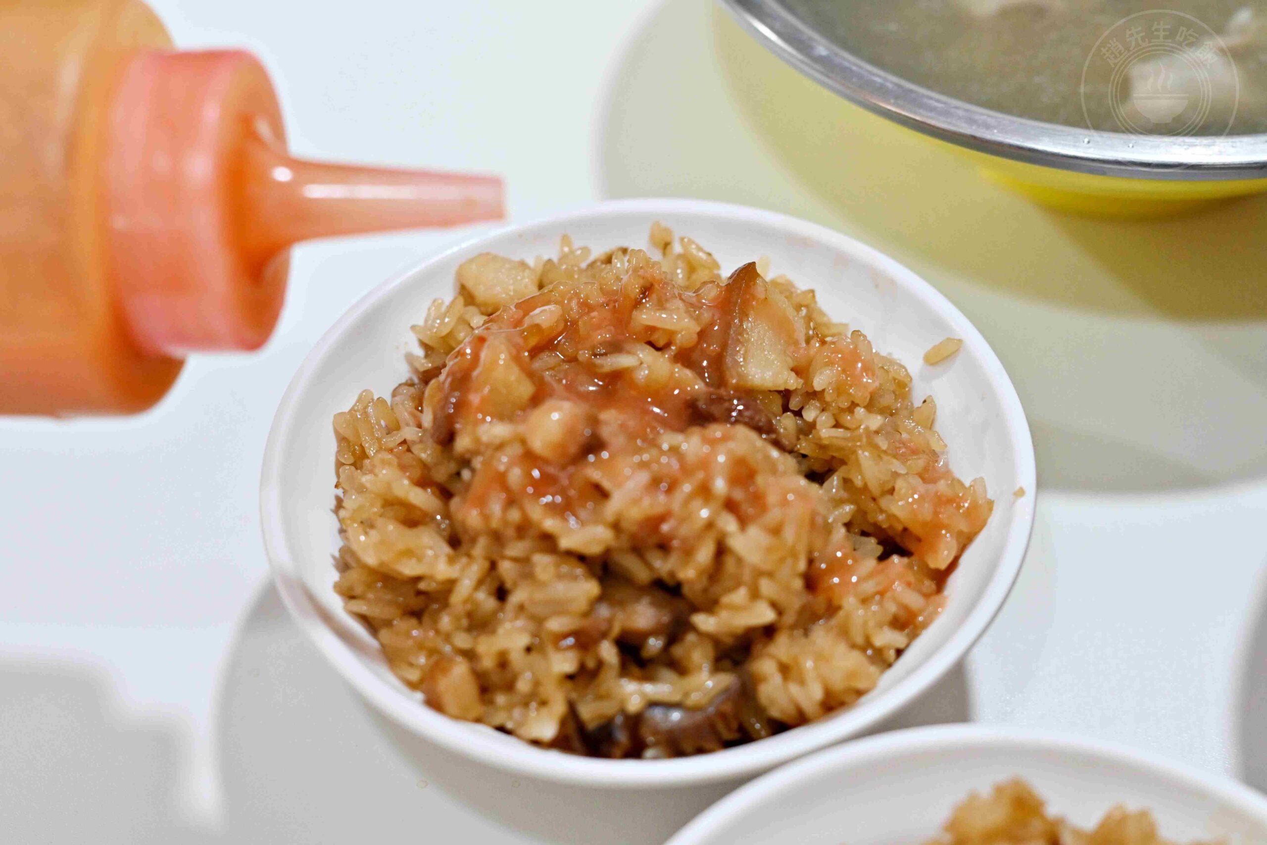 【三重美食】三重老牌油飯四神湯，在地人從小吃到大的經典早午餐 (菜單) @趙先生吃飯