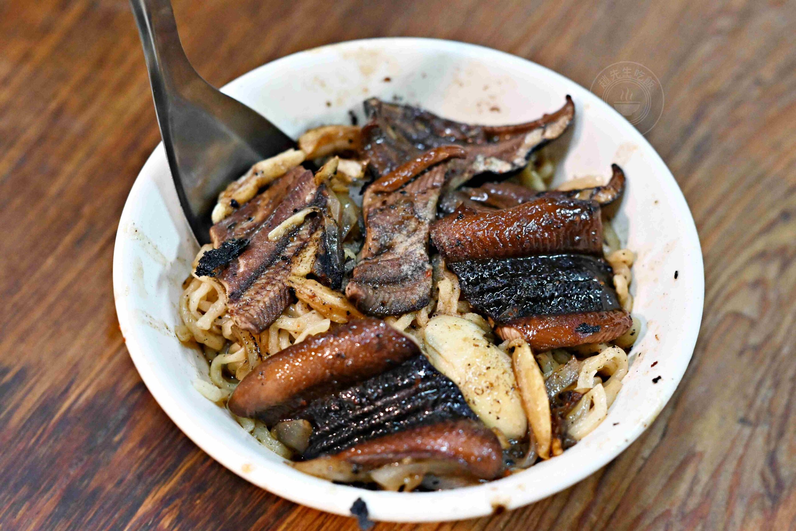 【台南美食】阿江鱔魚意麵，無招牌在地人私藏好吃鱔魚麵老字號推薦(菜單) @趙先生吃飯