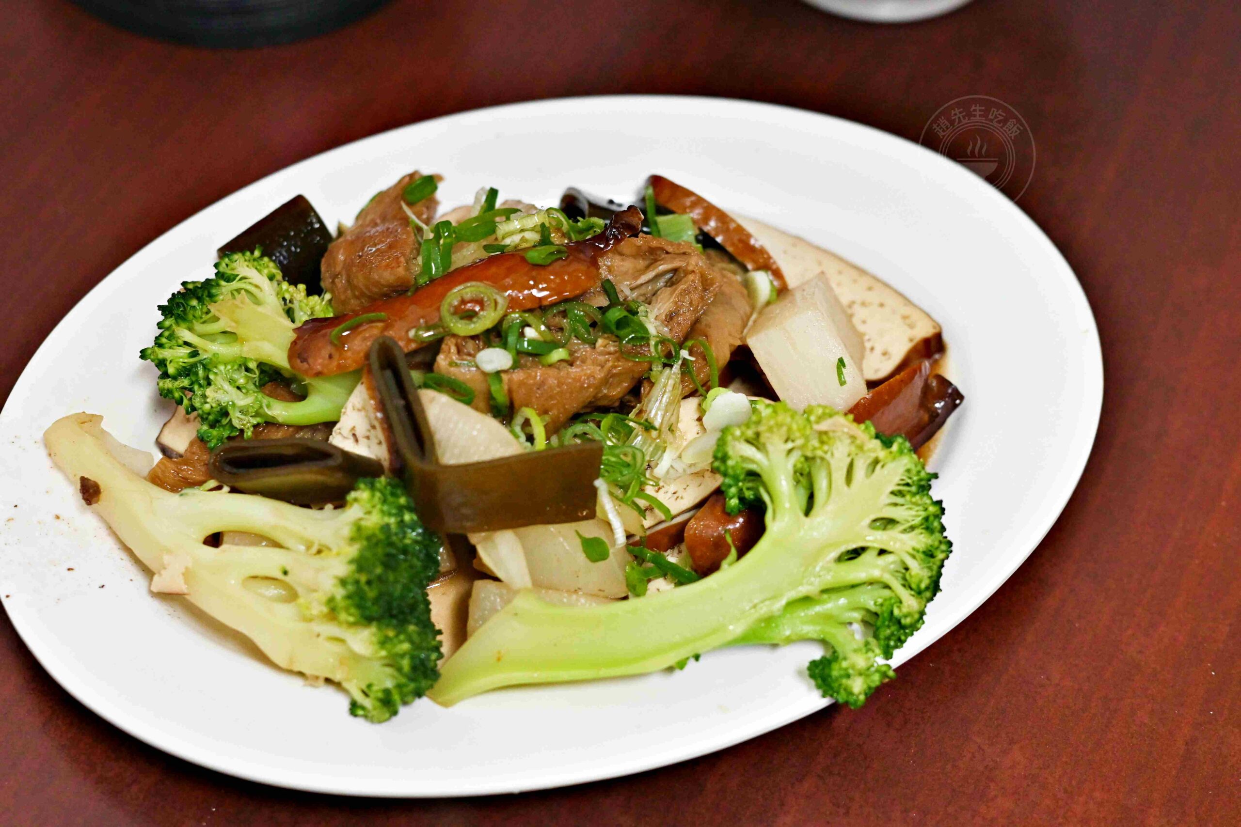 【台南美食】朗頡水餃，在地人不想說的銅板價麵食跟水餃，卻是極度好吃推薦(菜單) @趙先生吃飯