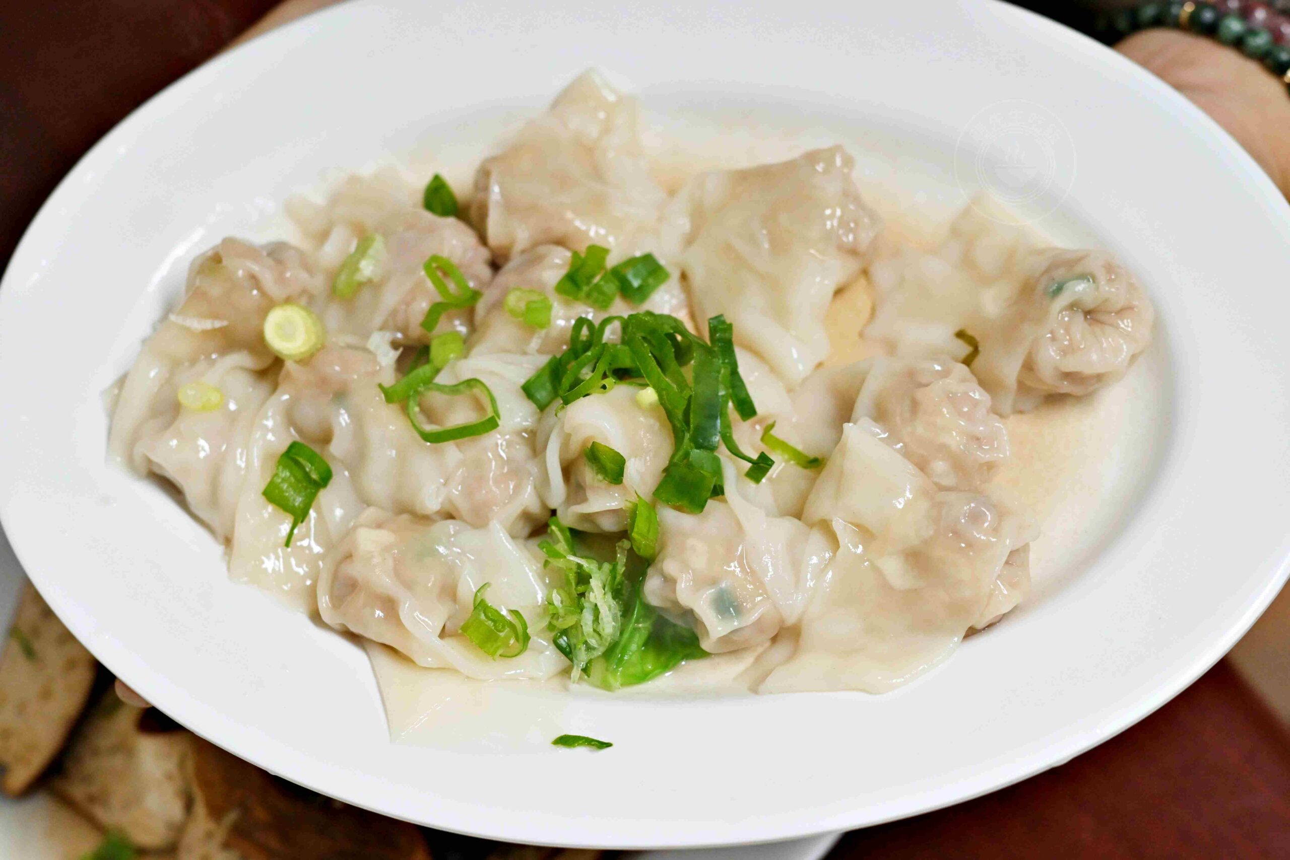 【台南美食】朗頡水餃，在地人不想說的銅板價麵食跟水餃，卻是極度好吃推薦(菜單) @趙先生吃飯