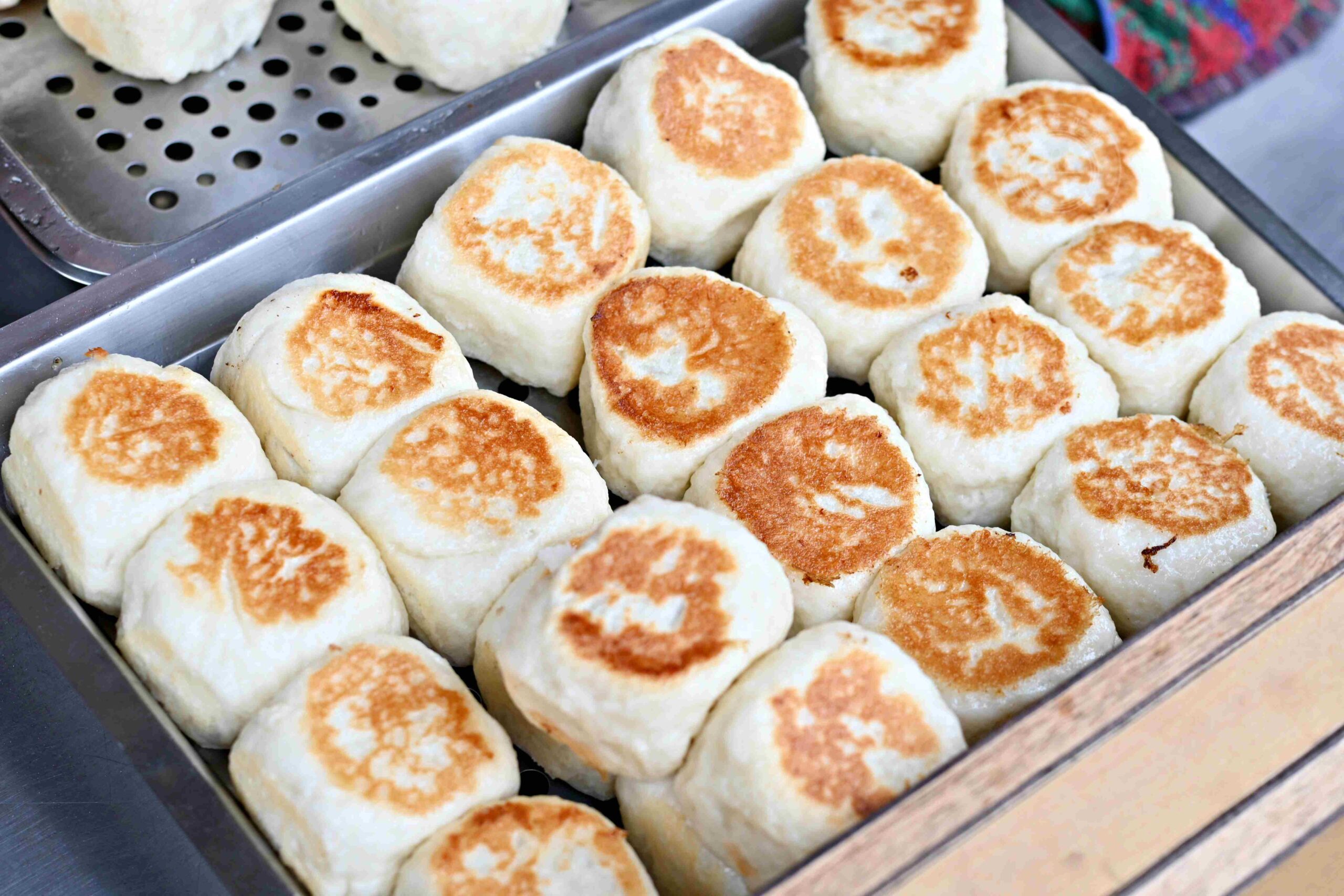 【台南美食】裕農水煎包，在地人真心推薦，一天只賣五小時的現煎水煎包推薦(菜單) @趙先生吃飯