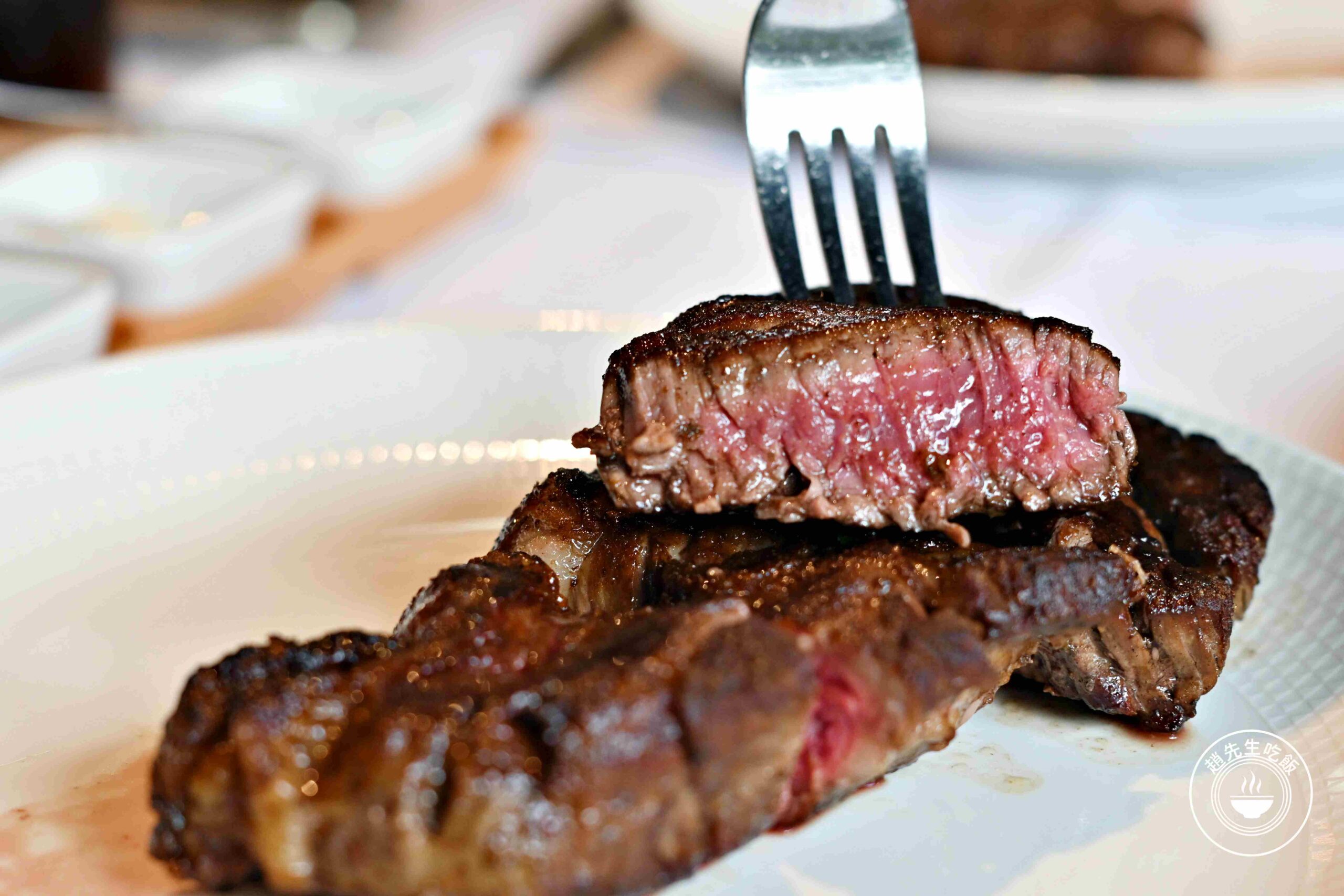 【桃園美食】雅室牛排桃園藝文店,台北30年老店品質神複製,經典濃湯跟牛排推薦 (菜單/價錢) @趙先生吃飯 【桃園美食】雅室牛排桃園藝文店,台北30年老店品質神複製,經典濃湯跟牛排推薦 (菜單/價錢) @趙先生吃飯