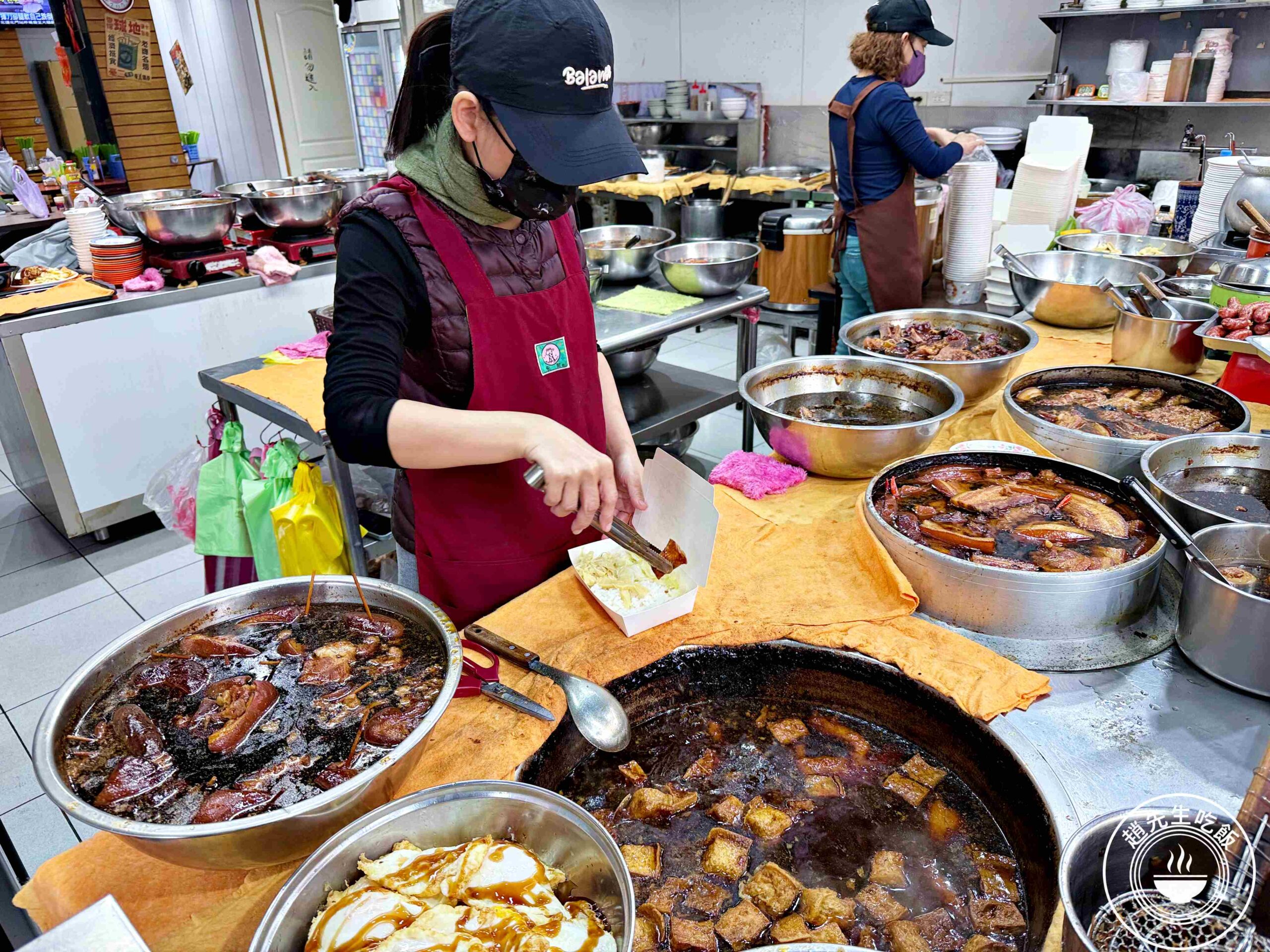 【新莊美食】後菜園艋舺腿庫飯，誇張便宜好吃便當，大雞腿只要100推薦(菜單) @趙先生吃飯