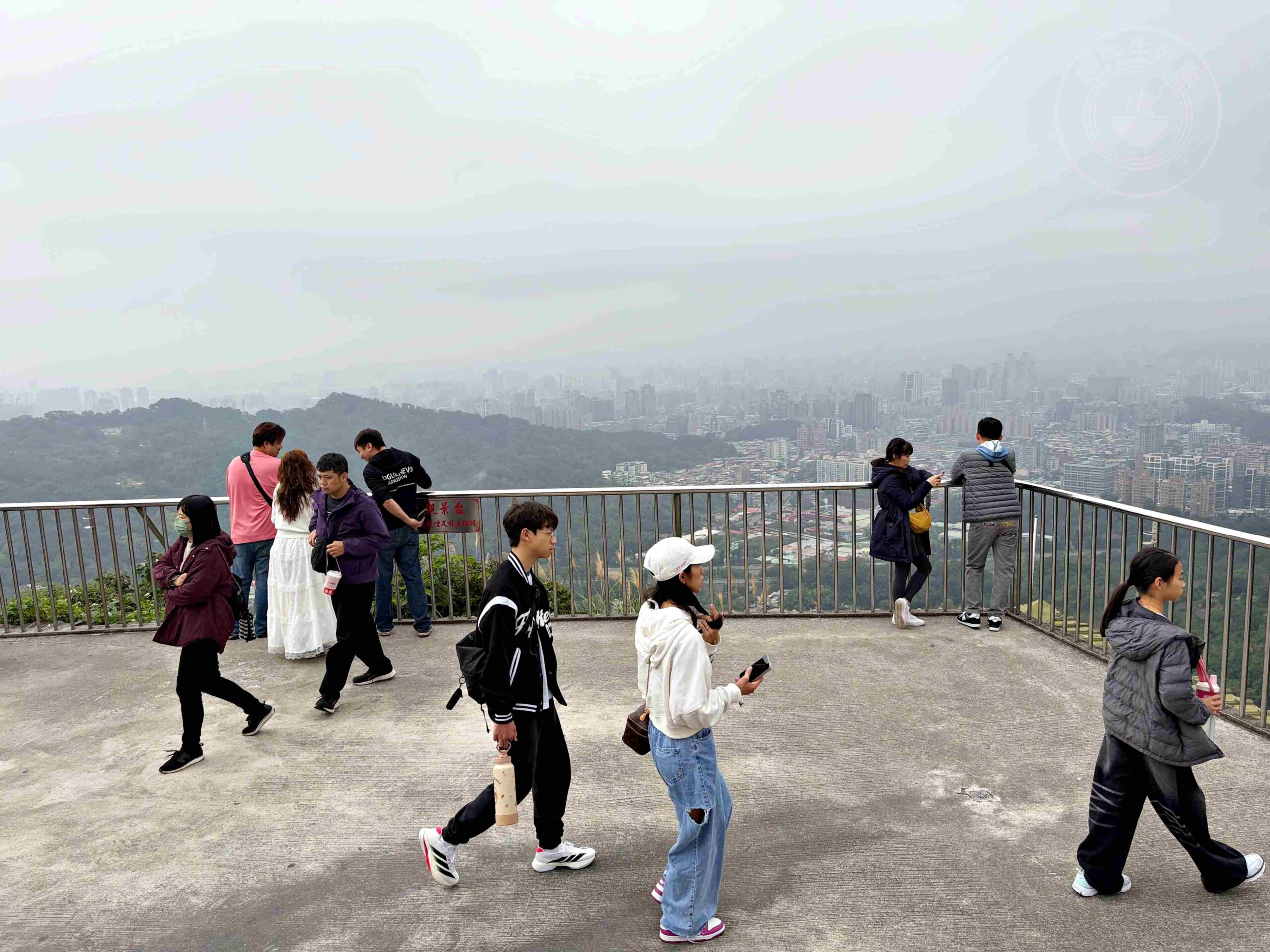 【中和景點】烘爐地南山福德宮，超靈驗24小時求財賞大台北日夜景推薦(參拜路線、攻略) @趙先生吃飯