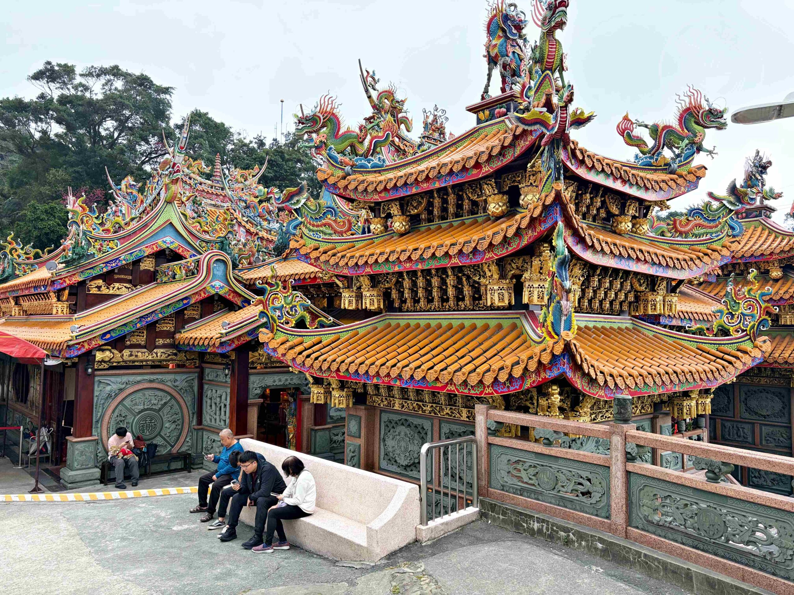 【中和景點】烘爐地南山福德宮，超靈驗24小時求財賞大台北日夜景推薦(參拜路線、攻略) @趙先生吃飯