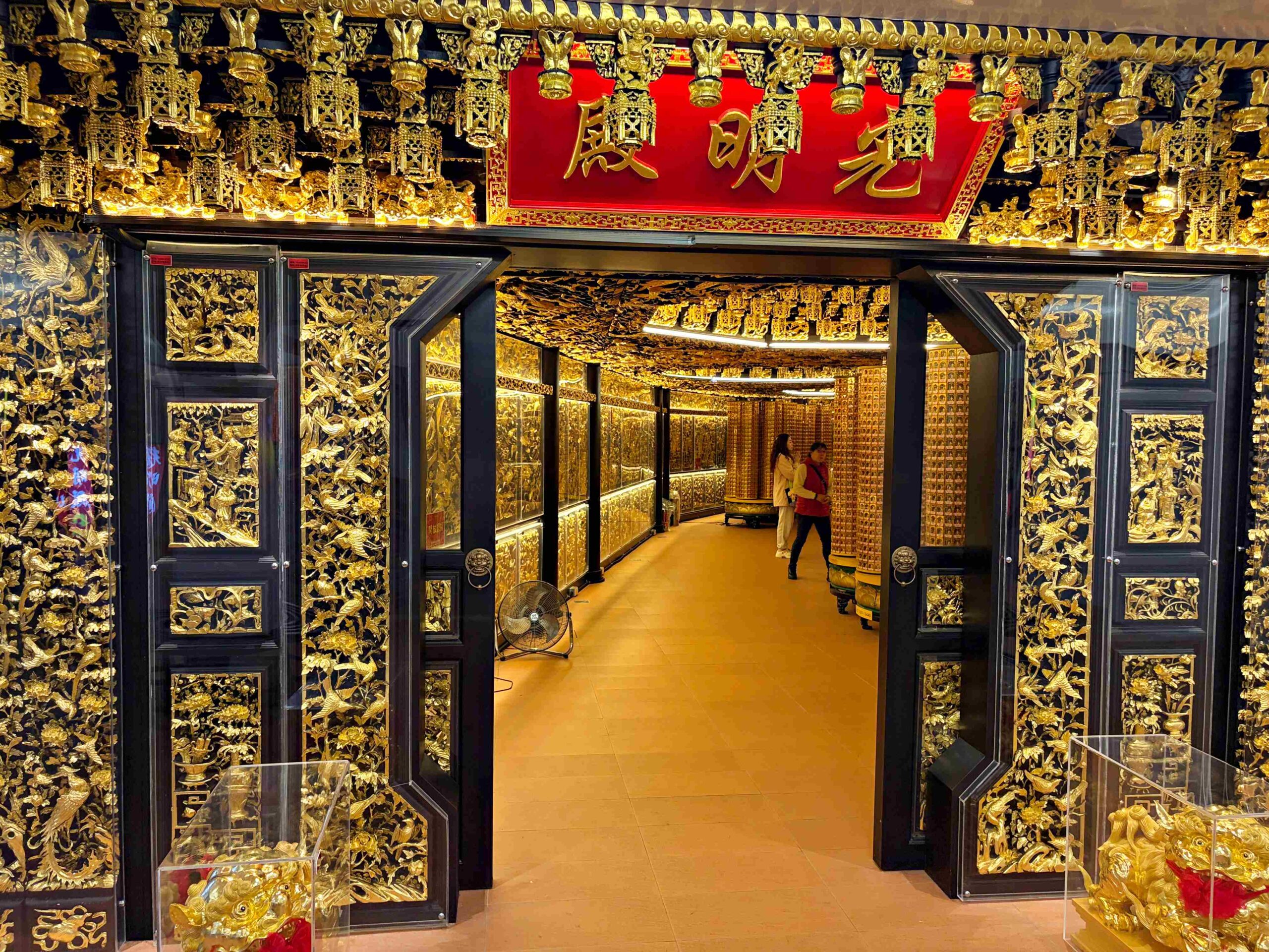 【中和景點】烘爐地南山福德宮，超靈驗24小時求財賞大台北日夜景推薦(參拜路線、攻略) @趙先生吃飯