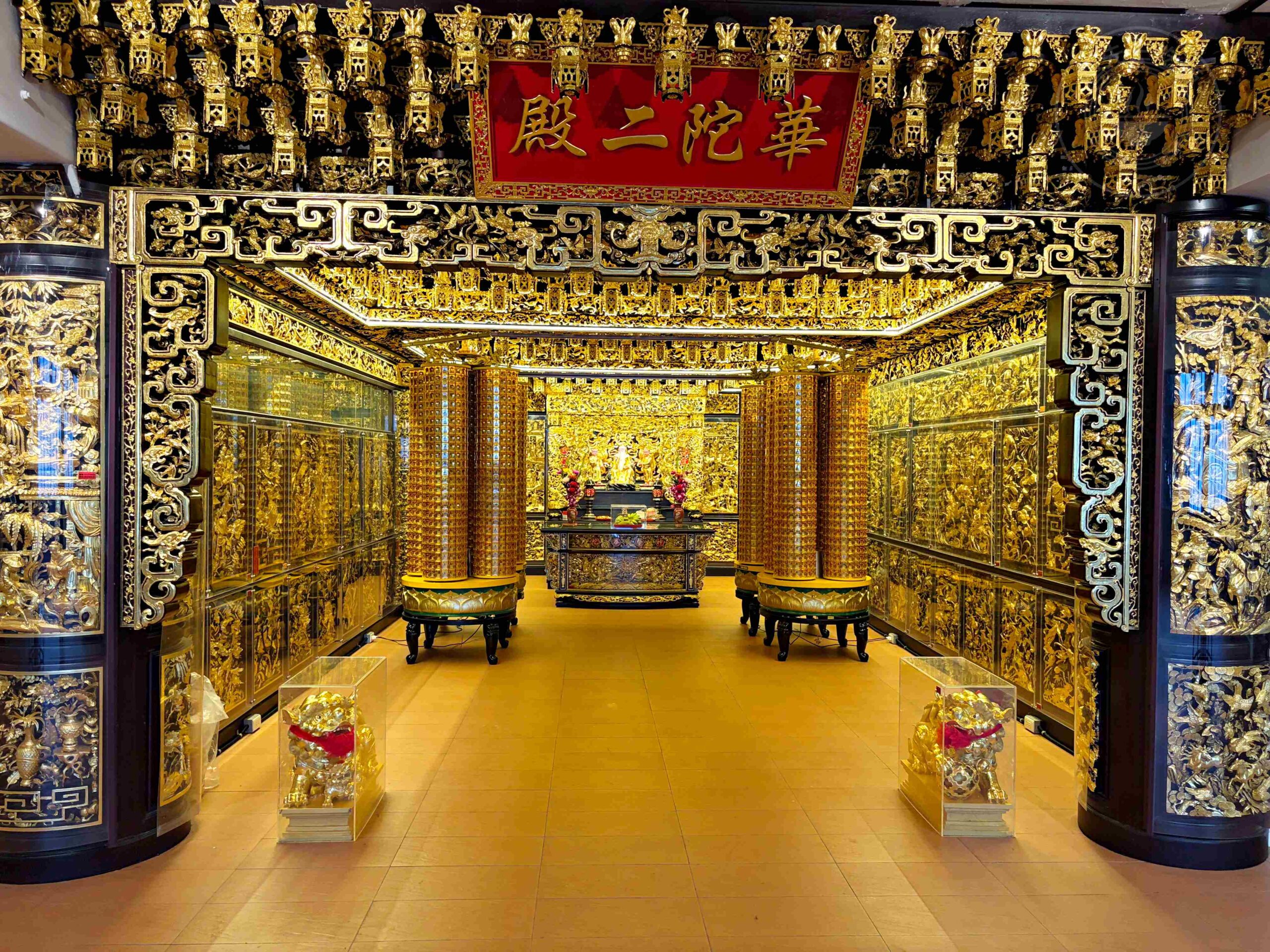 【中和景點】烘爐地南山福德宮，超靈驗24小時求財賞大台北日夜景推薦(參拜路線、攻略) @趙先生吃飯