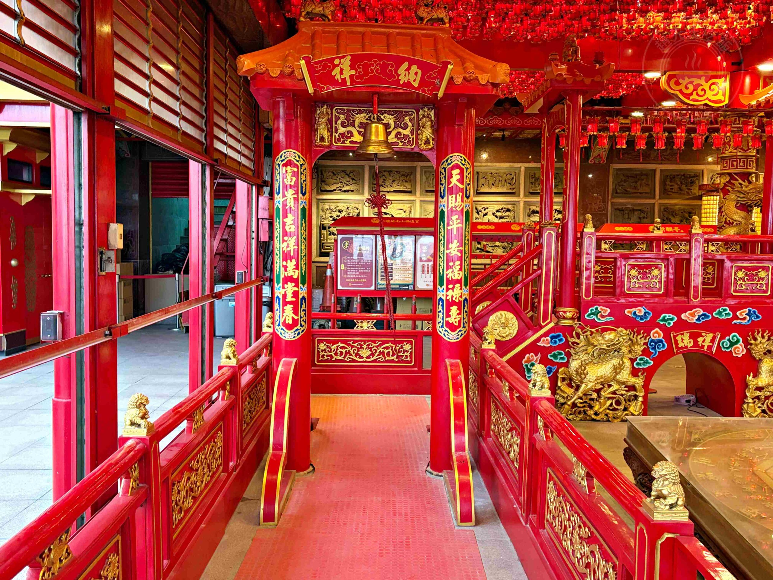 【中和景點】烘爐地南山福德宮,超靈驗24小時求財賞大台北日夜景推薦(參拜路線、攻略) @趙先生吃飯 【中和景點】烘爐地南山福德宮,超靈驗24小時求財賞大台北日夜景推薦(參拜路線、攻略) @趙先生吃飯