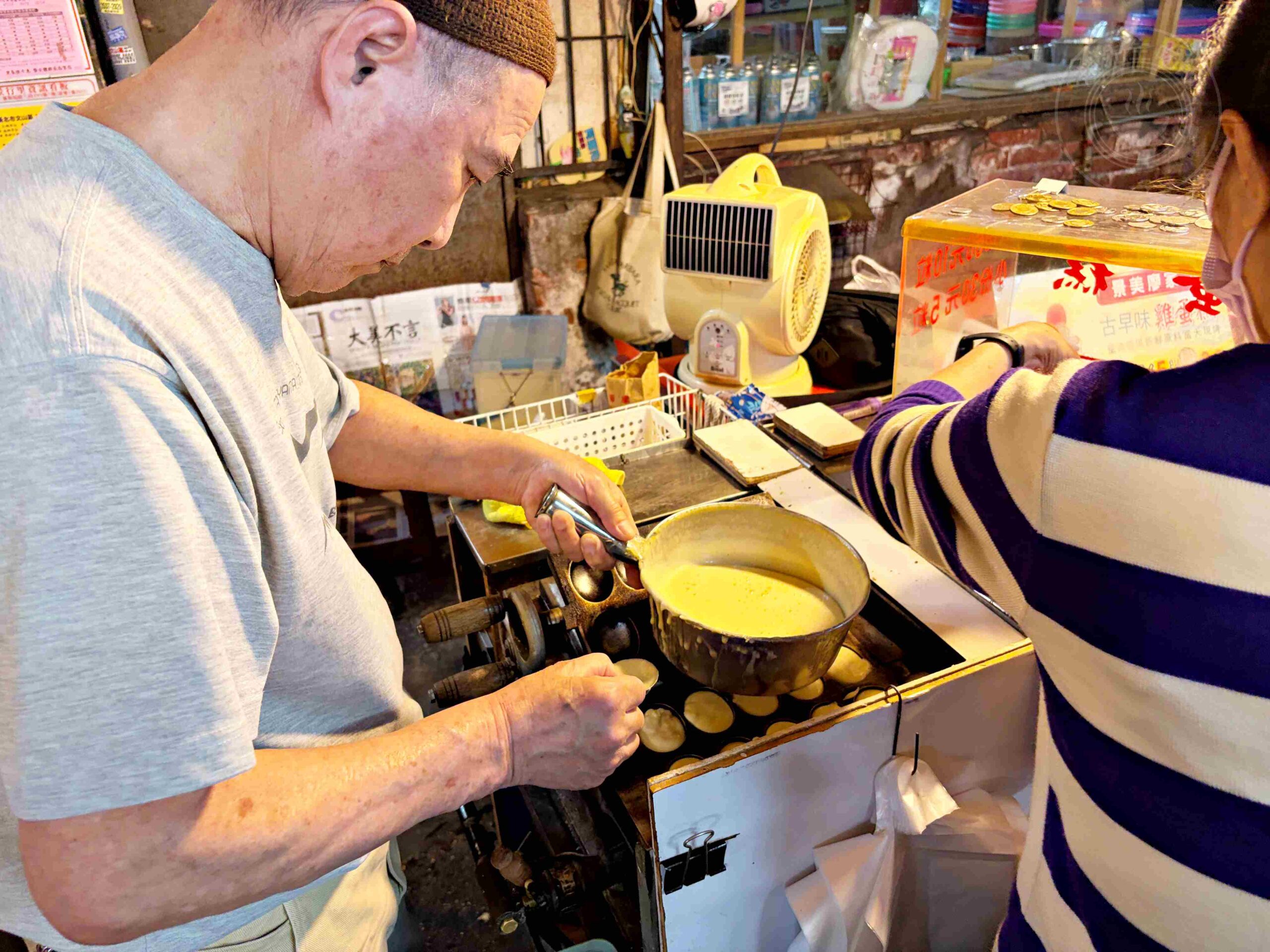 【景美夜市美食】景美廖家古早味雞蛋糕，傳承四十年的紮實好味道推薦雞蛋糕(菜單) @趙先生吃飯