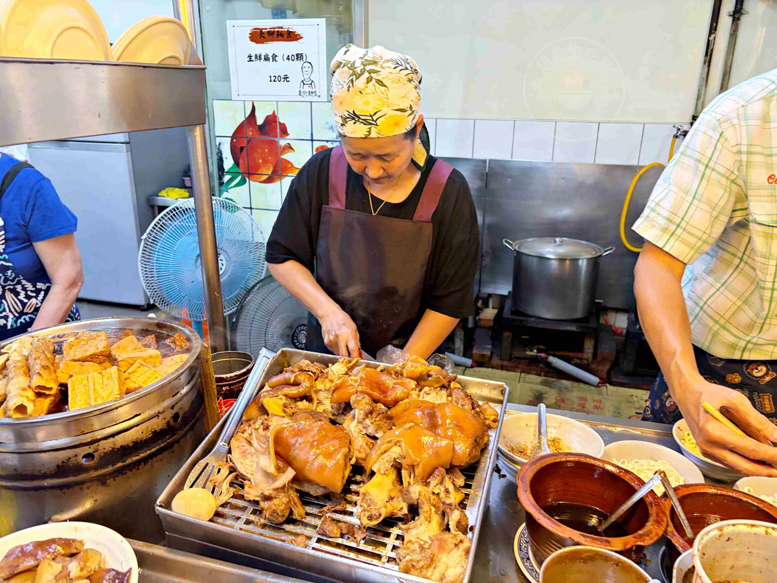 【基隆美食】長腳麵食，巷弄隱藏版70年老字號小吃，還得過500碗推薦！(菜單) @趙先生吃飯