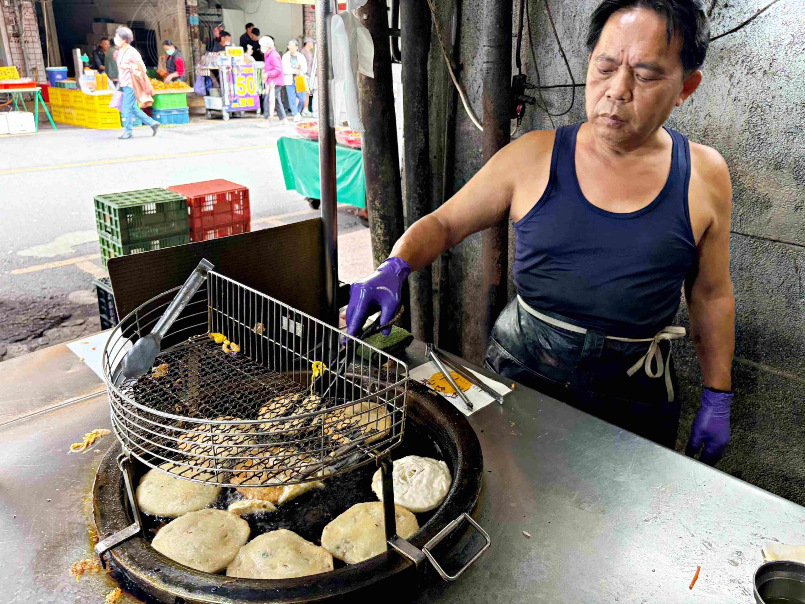 【信義區美食】巷仔口蘿蔔絲餅，飄香近50年排隊老字號推薦蘿蔔絲餅加蛋(菜單) @趙先生吃飯