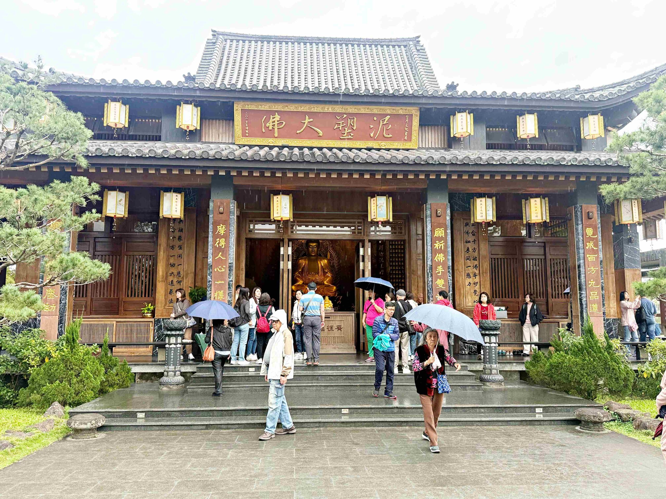 【宜蘭美食景點】《宜蘭北后寺》、《聽水咖啡》，秒飛日本免門票禪意庭園配溪景咖啡推薦(菜單) @趙先生吃飯