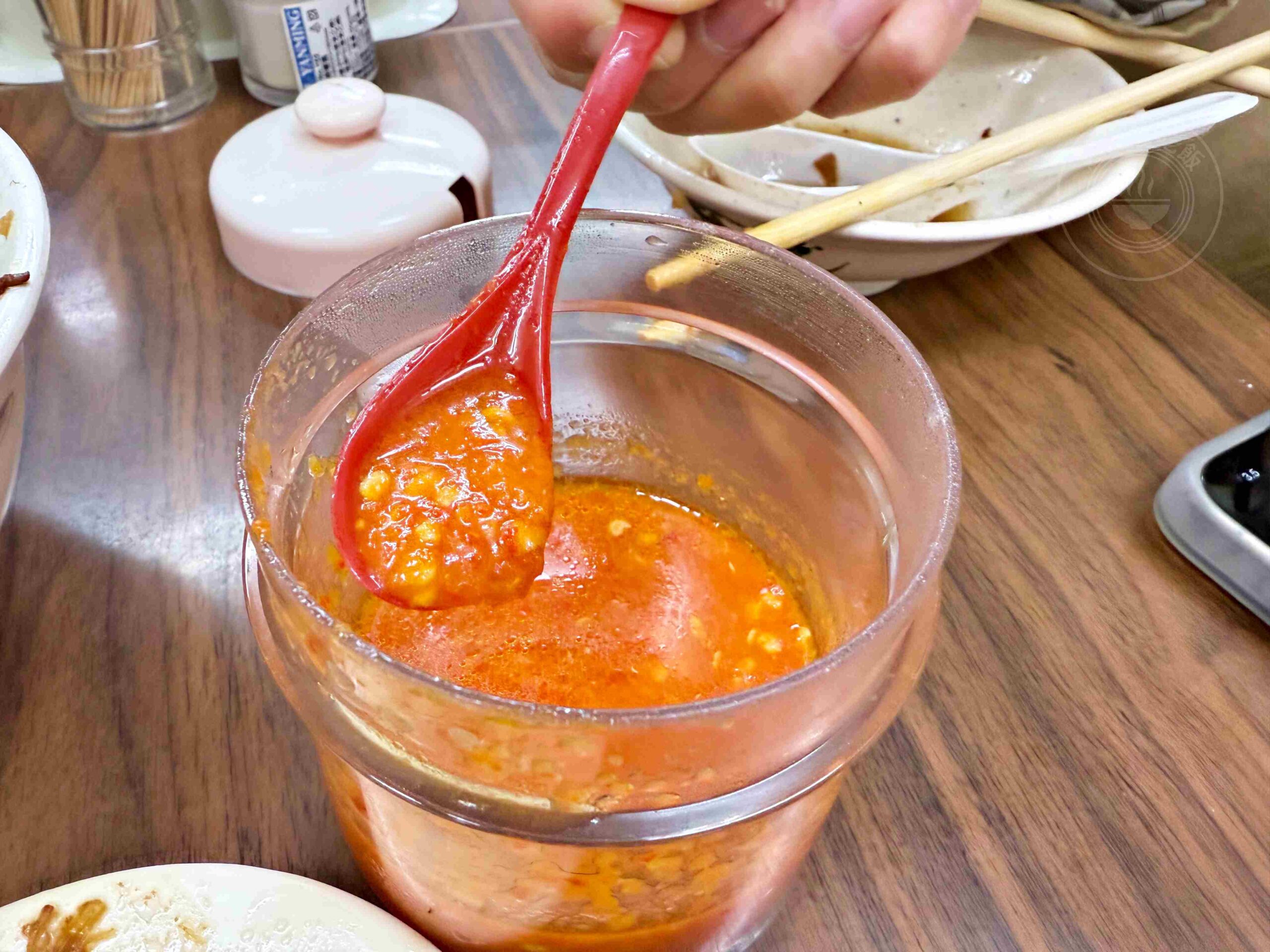 【南京三民美食】阿草赤肉羹，40年老字號，實在紮實的赤肉口感推薦(菜單) @趙先生吃飯