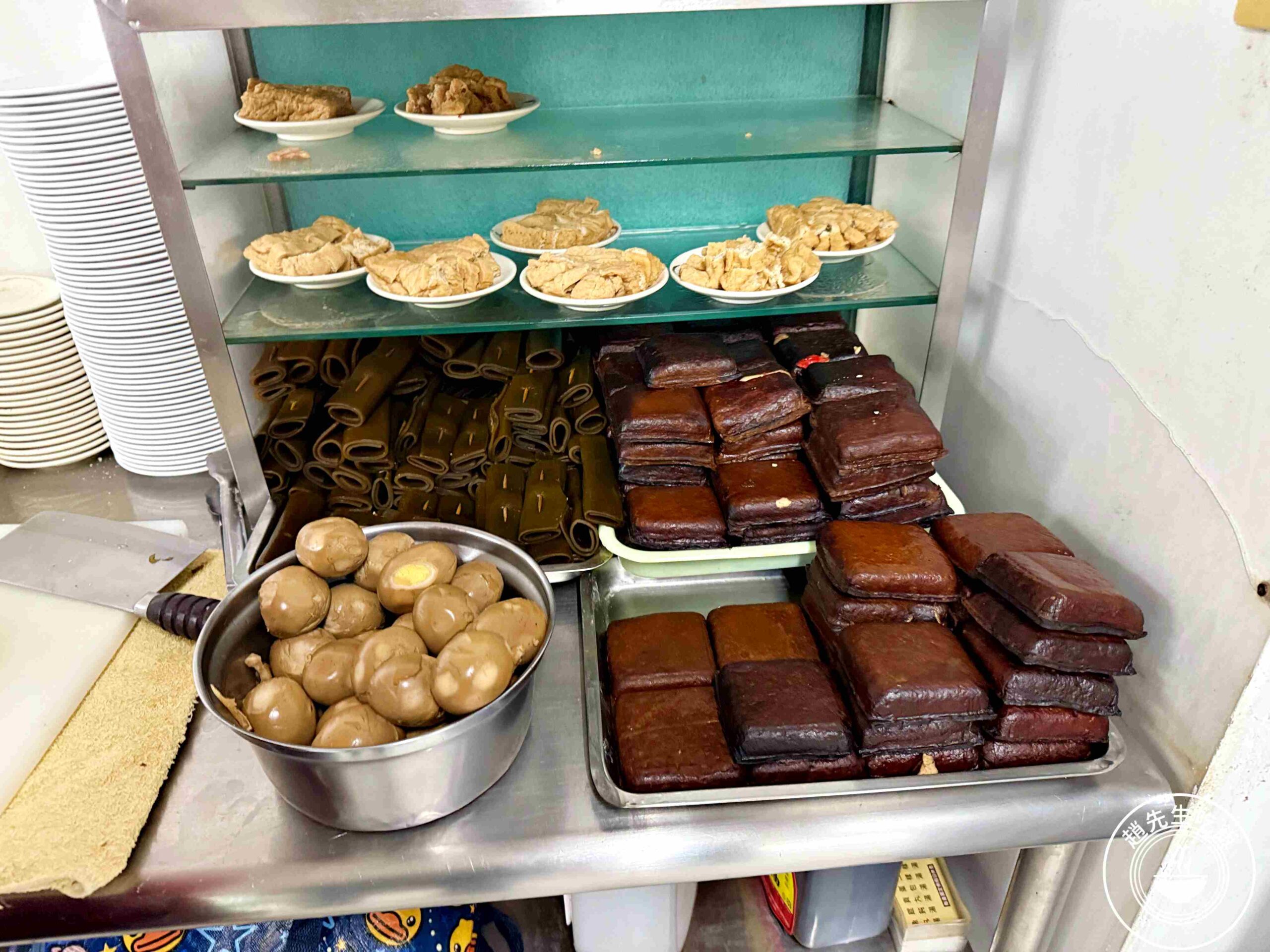 【小南門美食】中原福州乾麵,榮獲500碗評鑑的老字號餛飩湯跟傻瓜乾麵推薦(推薦) @趙先生吃飯 【小南門美食】中原福州乾麵,榮獲500碗評鑑的老字號餛飩湯跟傻瓜乾麵推薦(推薦) @趙先生吃飯