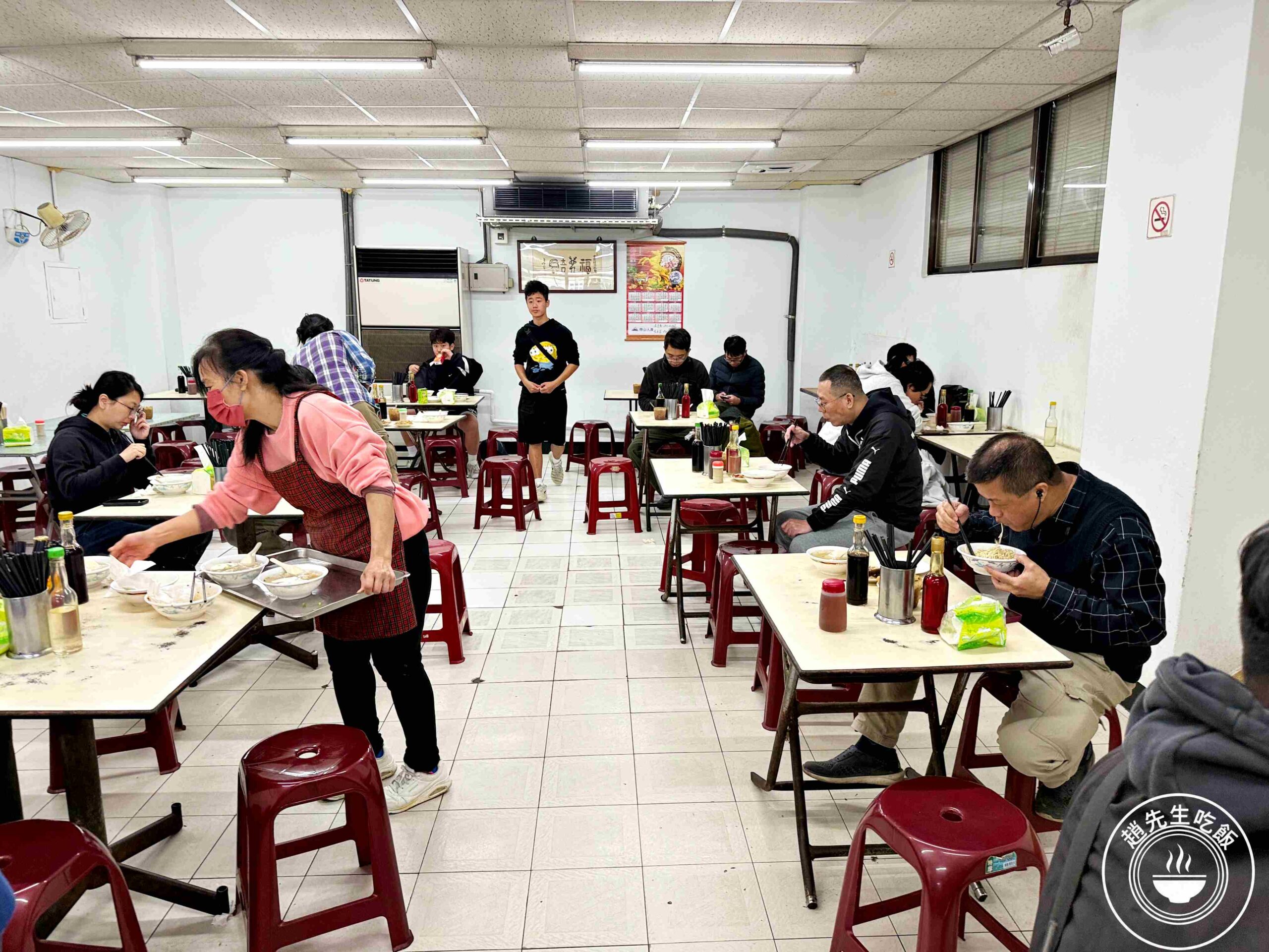 【小南門美食】中原福州乾麵,榮獲500碗評鑑的老字號餛飩湯跟傻瓜乾麵推薦(推薦) @趙先生吃飯 【小南門美食】中原福州乾麵,榮獲500碗評鑑的老字號餛飩湯跟傻瓜乾麵推薦(推薦) @趙先生吃飯