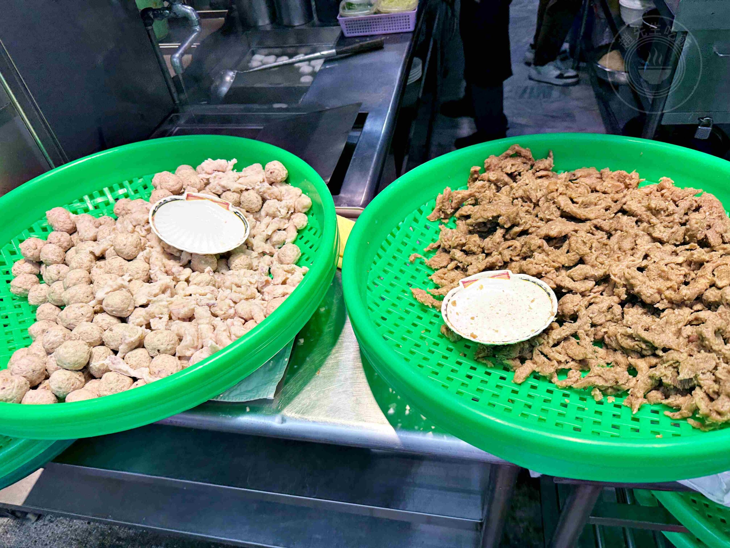 【西門美食】永富魚丸店，在地40年手工現捏魚丸，好吃加買外帶推薦(菜單) @趙先生吃飯