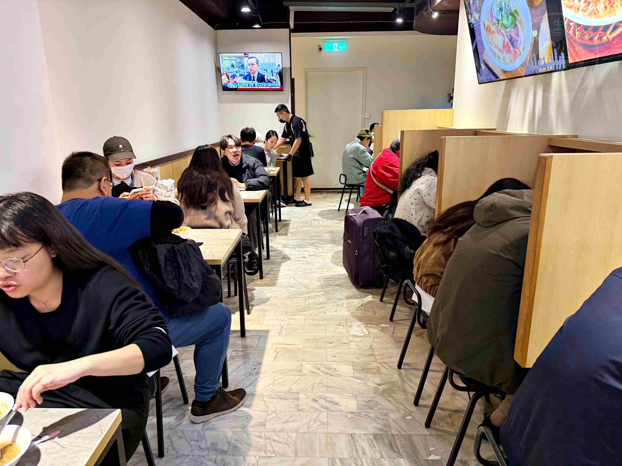 【西門美食】永富魚丸店，在地40年手工現捏魚丸，好吃加買外帶推薦(菜單) @趙先生吃飯