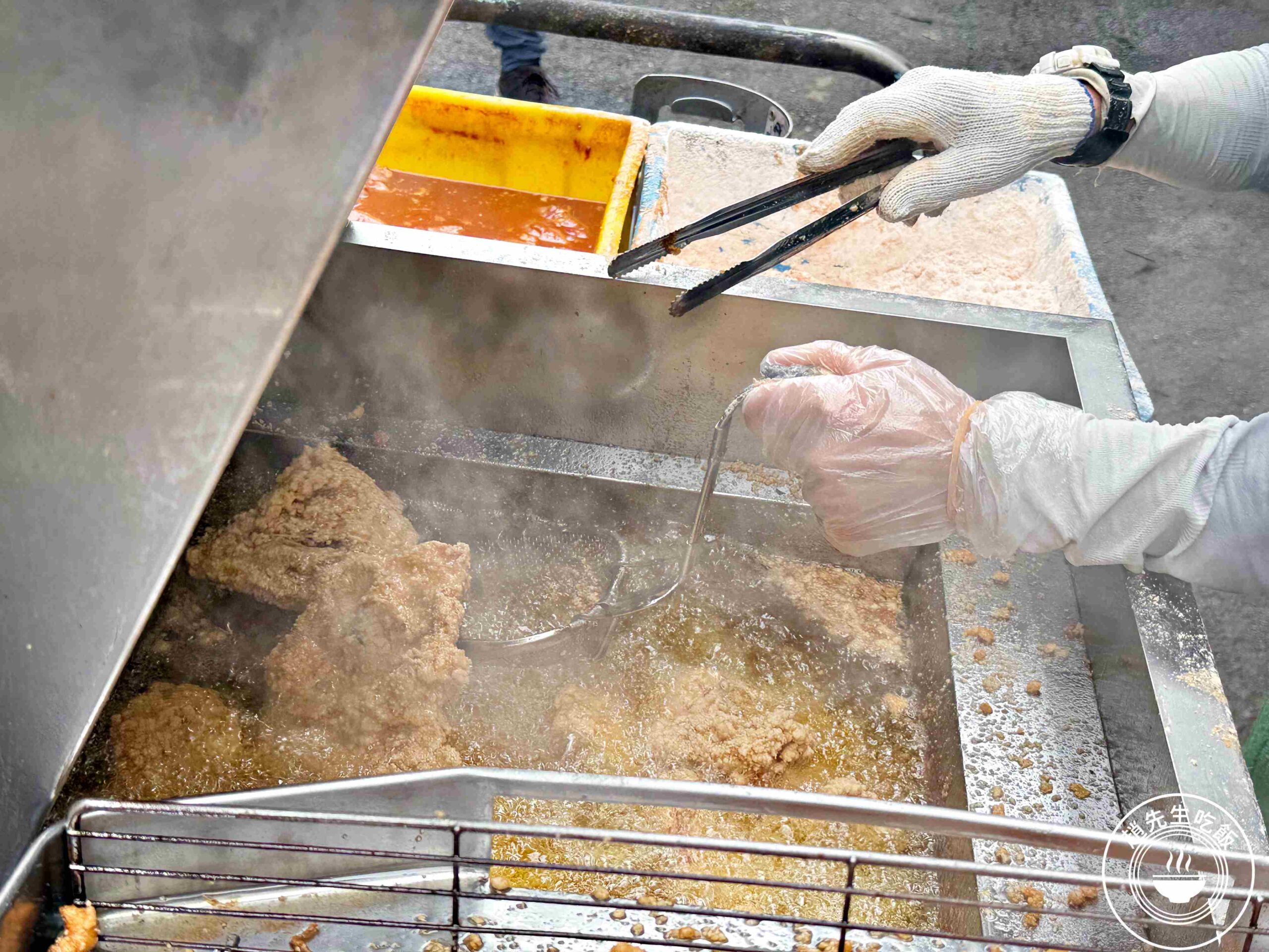 【台北美食】一志雞排，1.5小時完售的傳說，傳統裹粉酥脆多汁推薦(菜單) @趙先生吃飯