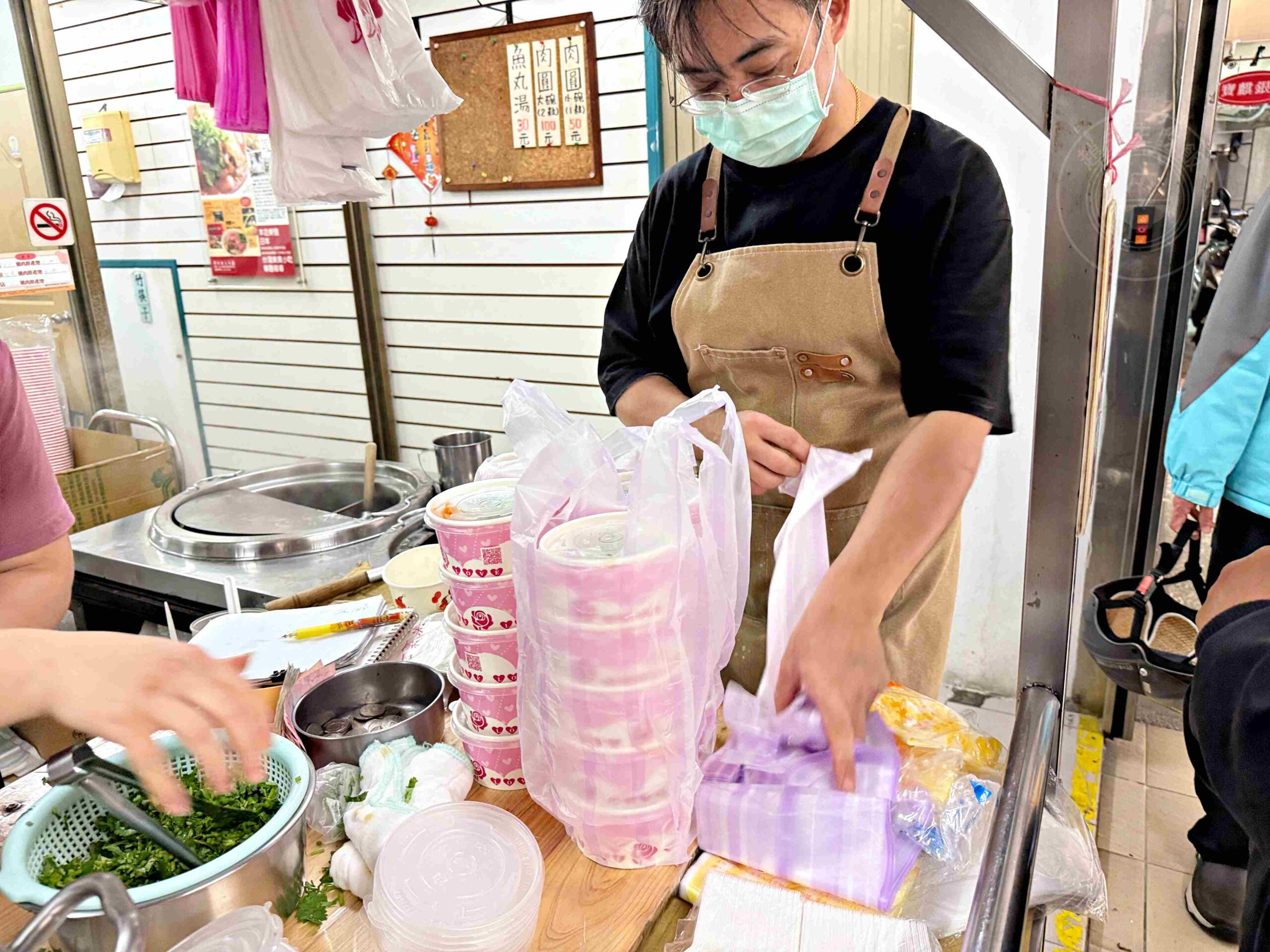 【南京復興美食】阿財彰化肉圓，超人氣排隊店，味道跟皮都無敵強推薦(菜單) @趙先生吃飯