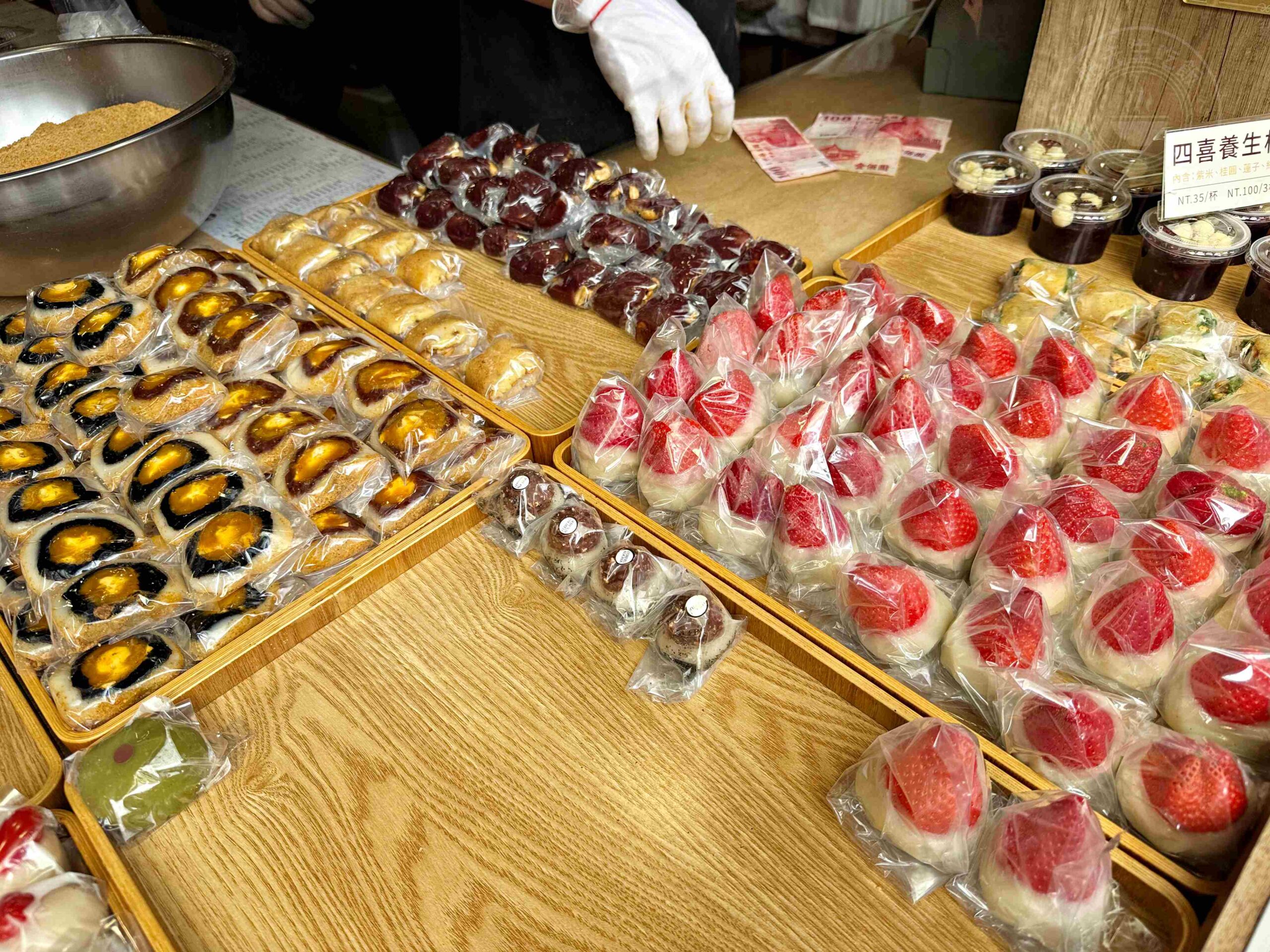 【中山區美食】黑麻糬，超過三十種口味現點現做，超便宜精緻好吃麻糬推薦 (菜單) @趙先生吃飯