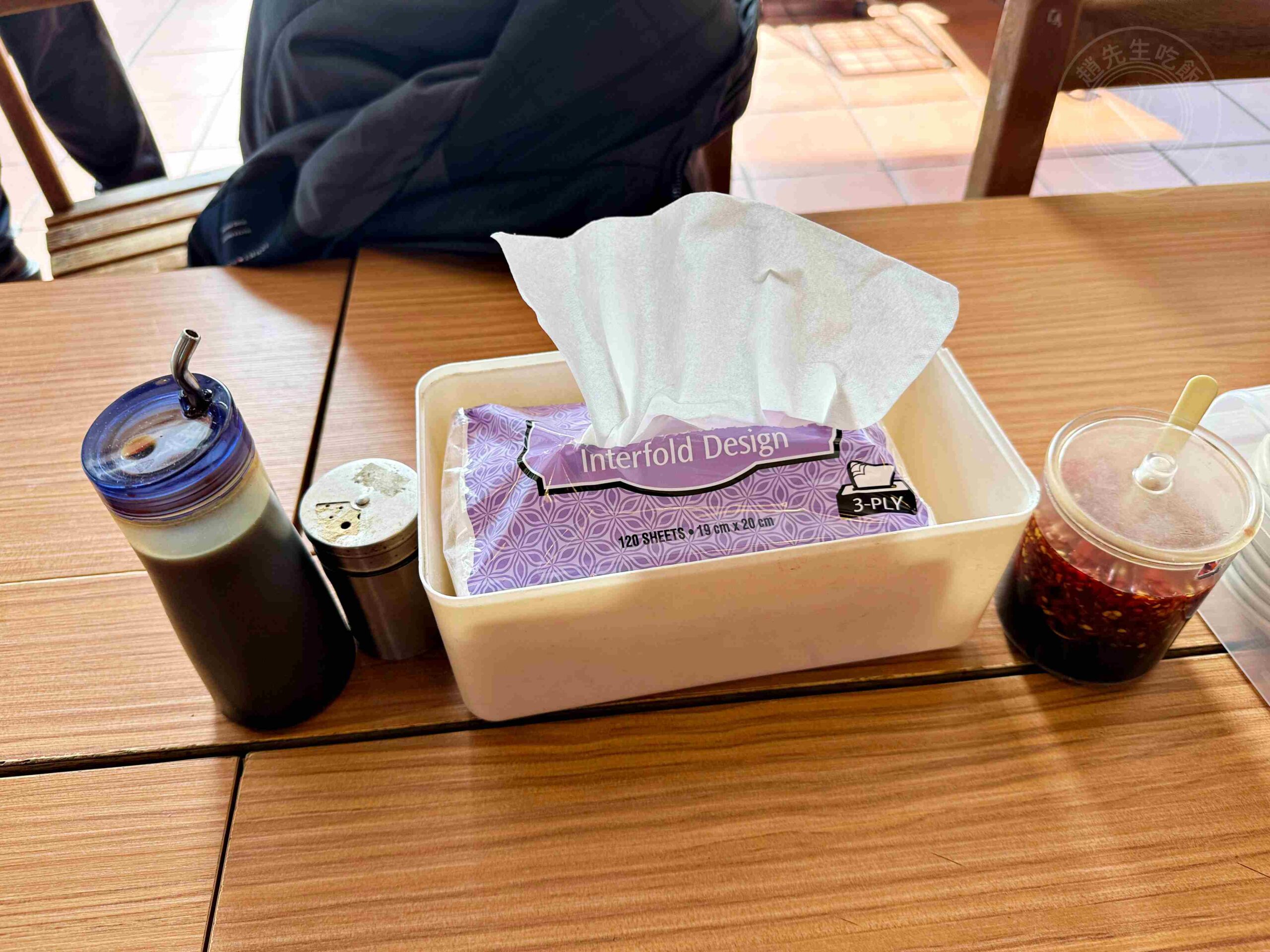 【南京復興美食】排骨湯 高麗菜飯，只賣兩樣生意好到爆，蘿蔔排骨湯好喝可加湯推薦(菜單) @趙先生吃飯