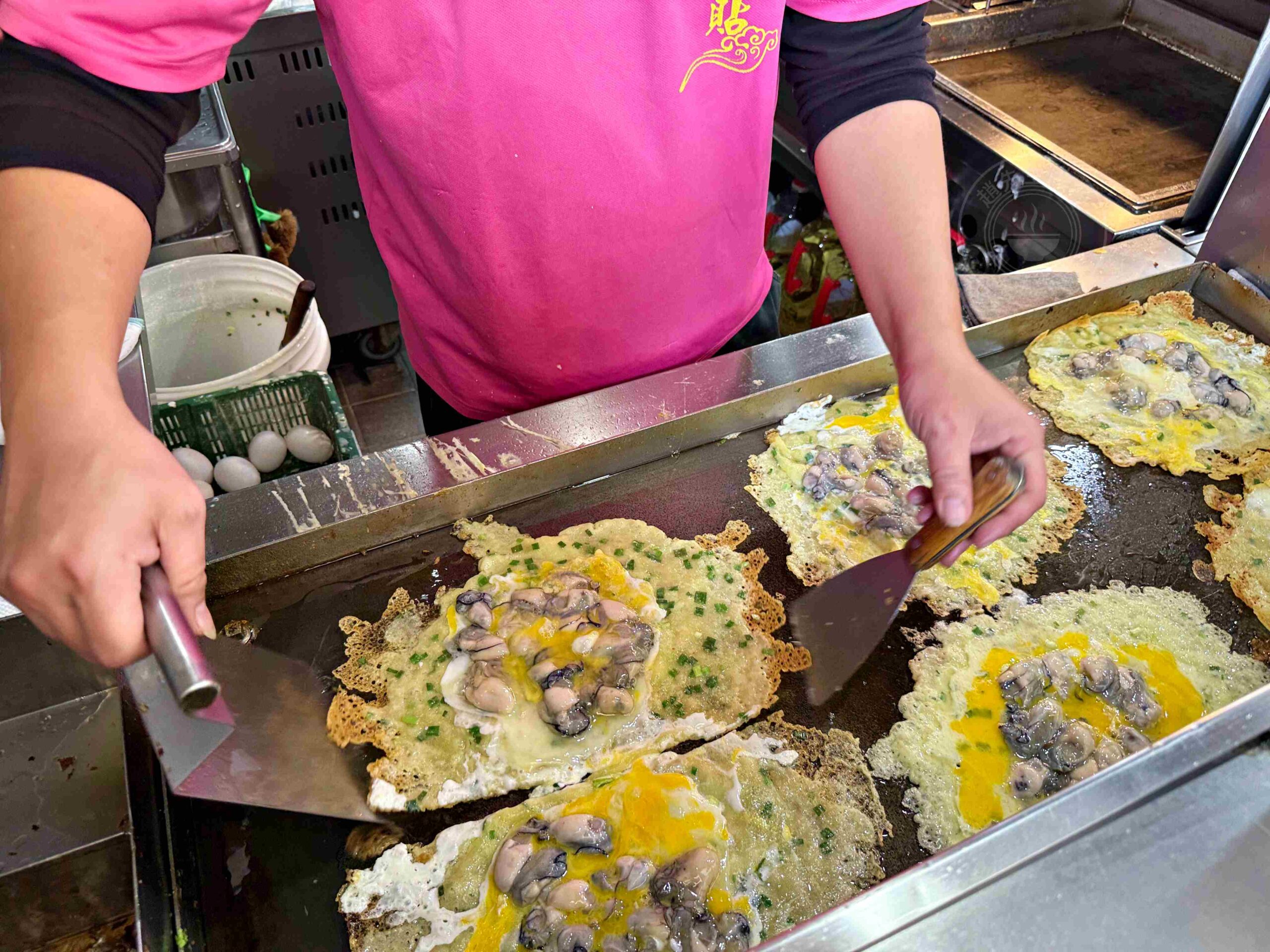 【三重美食】雲林鍋貼，鍋貼、脆皮蛋煎、蚵仔煎超酥脆配東石鮮蚵肥美推薦 (菜單) @趙先生吃飯