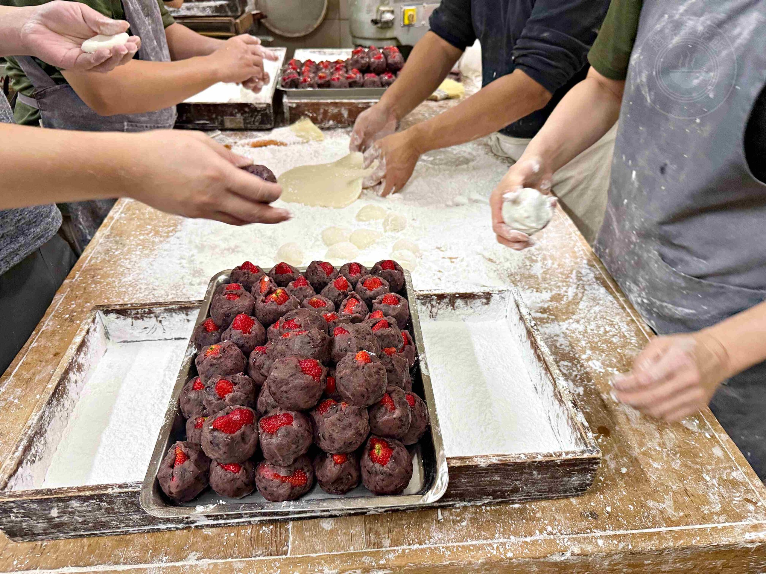 【三重美食】明月堂和菓子，每天只賣五小時的排隊甜點推薦草莓大福(菜單) @趙先生吃飯