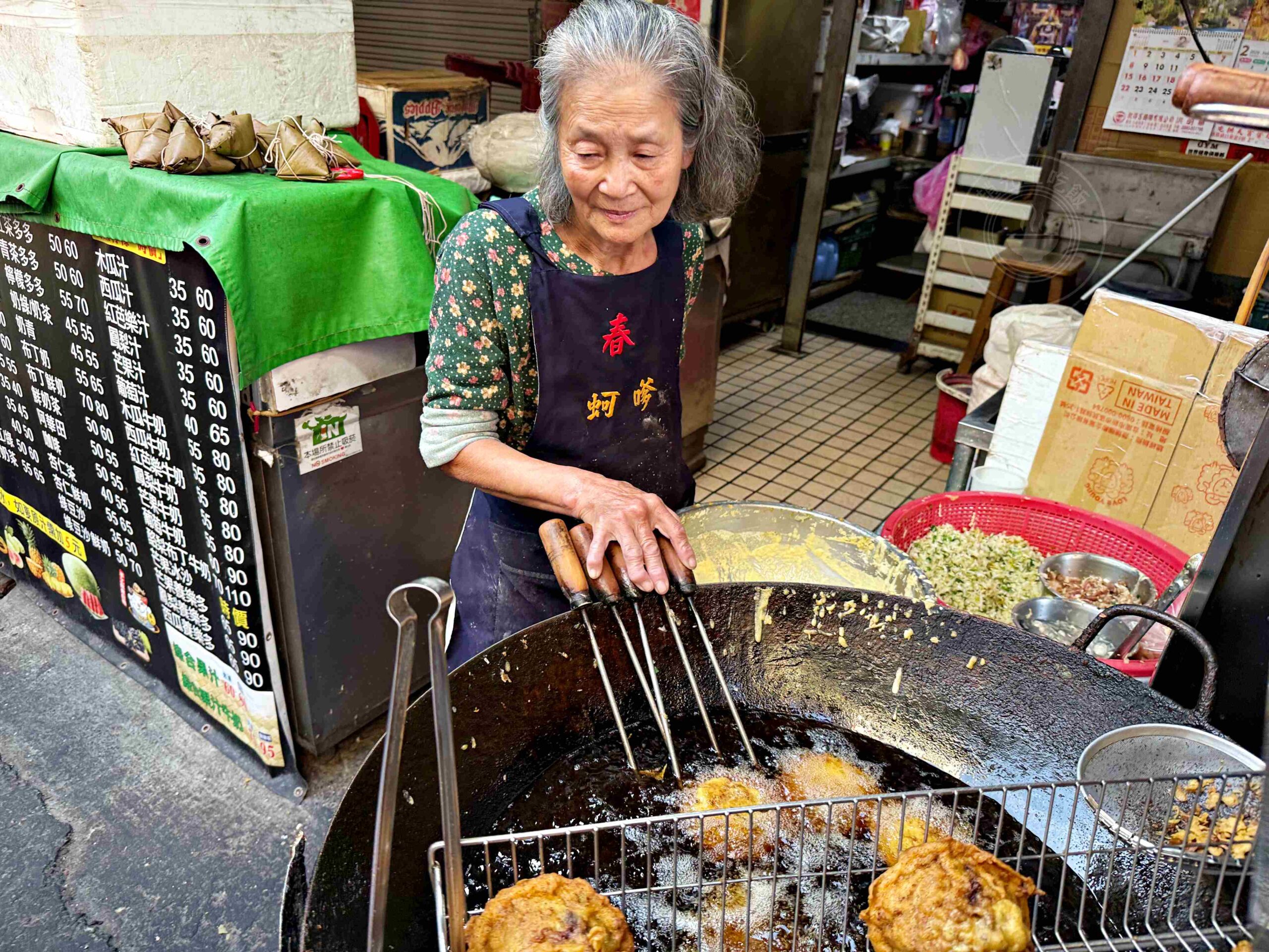 【板橋美食】高記生炒魷魚，新鮮料多最強，酸甜湯頭好特別推薦(菜單) @趙先生吃飯