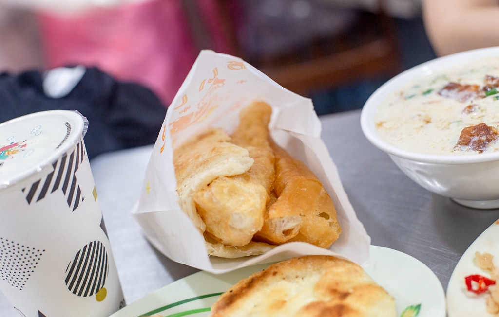 【板橋美食】原味豆漿店，在地人私藏50年巷弄老字號，媲美阜杭推薦(菜單) @趙先生吃飯