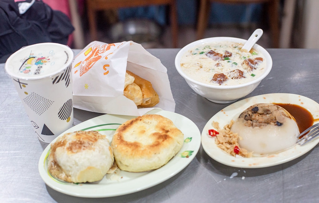 【板橋美食】原味豆漿店，在地人私藏50年巷弄老字號，媲美阜杭推薦(菜單) @趙先生吃飯